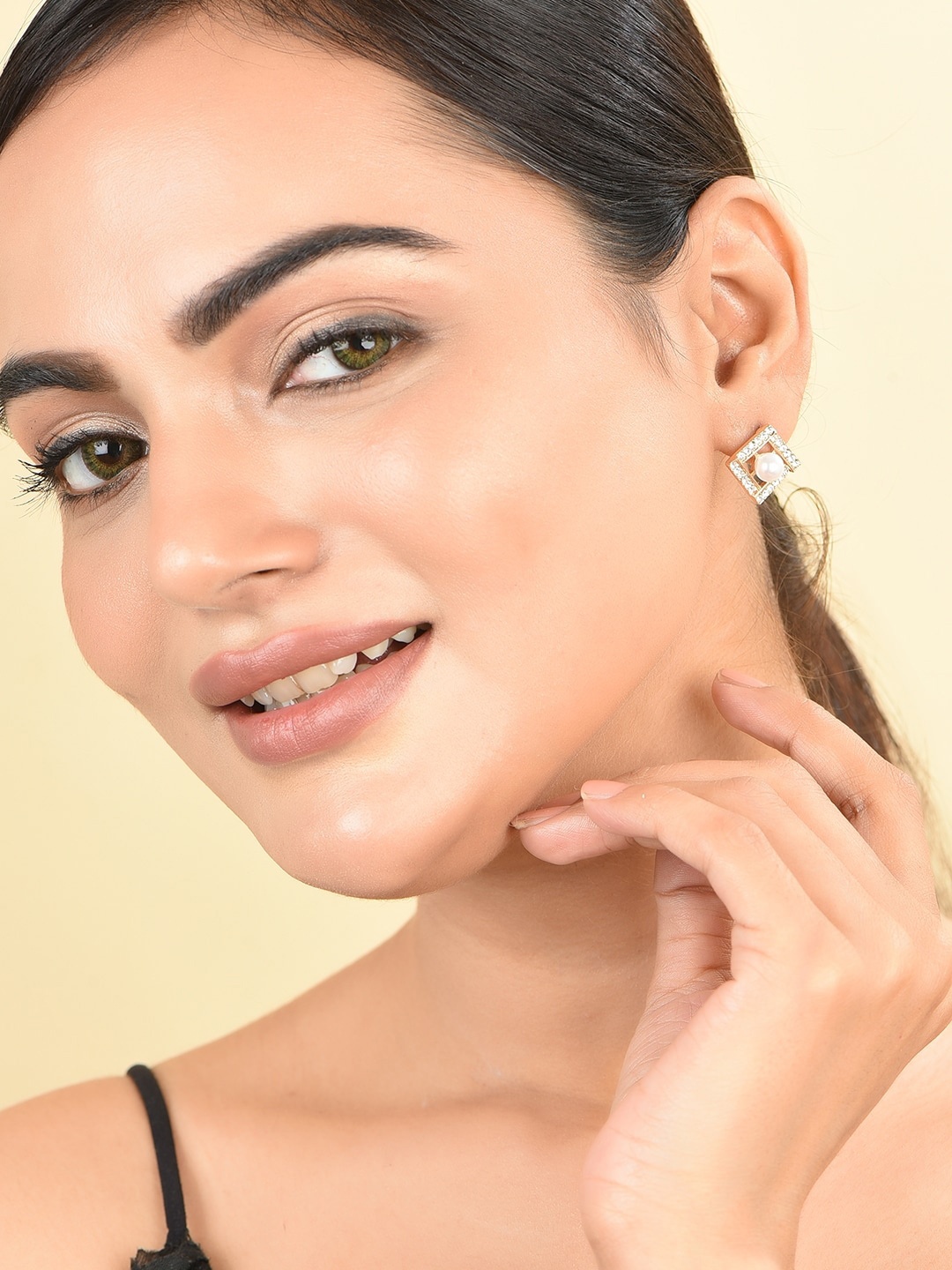 

ToniQ Gold-Plated Geometric Studs Earrings, White