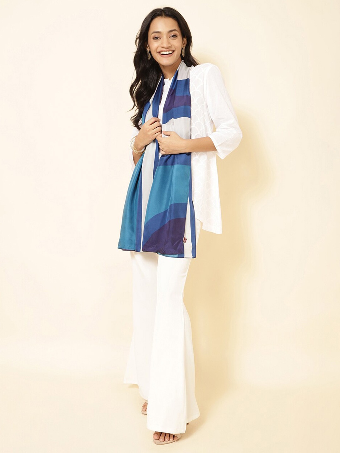 

Fabindia Women Colourblocked Stole, Blue