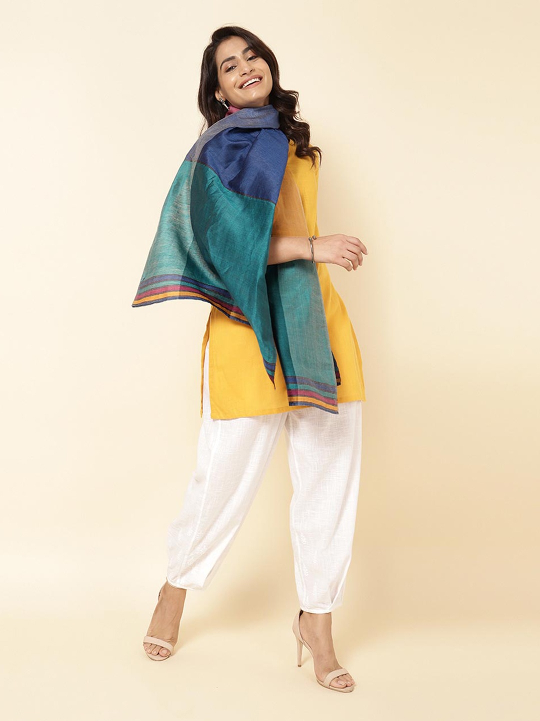 

Fabindia Colourblocked Jamdani Stole, Teal