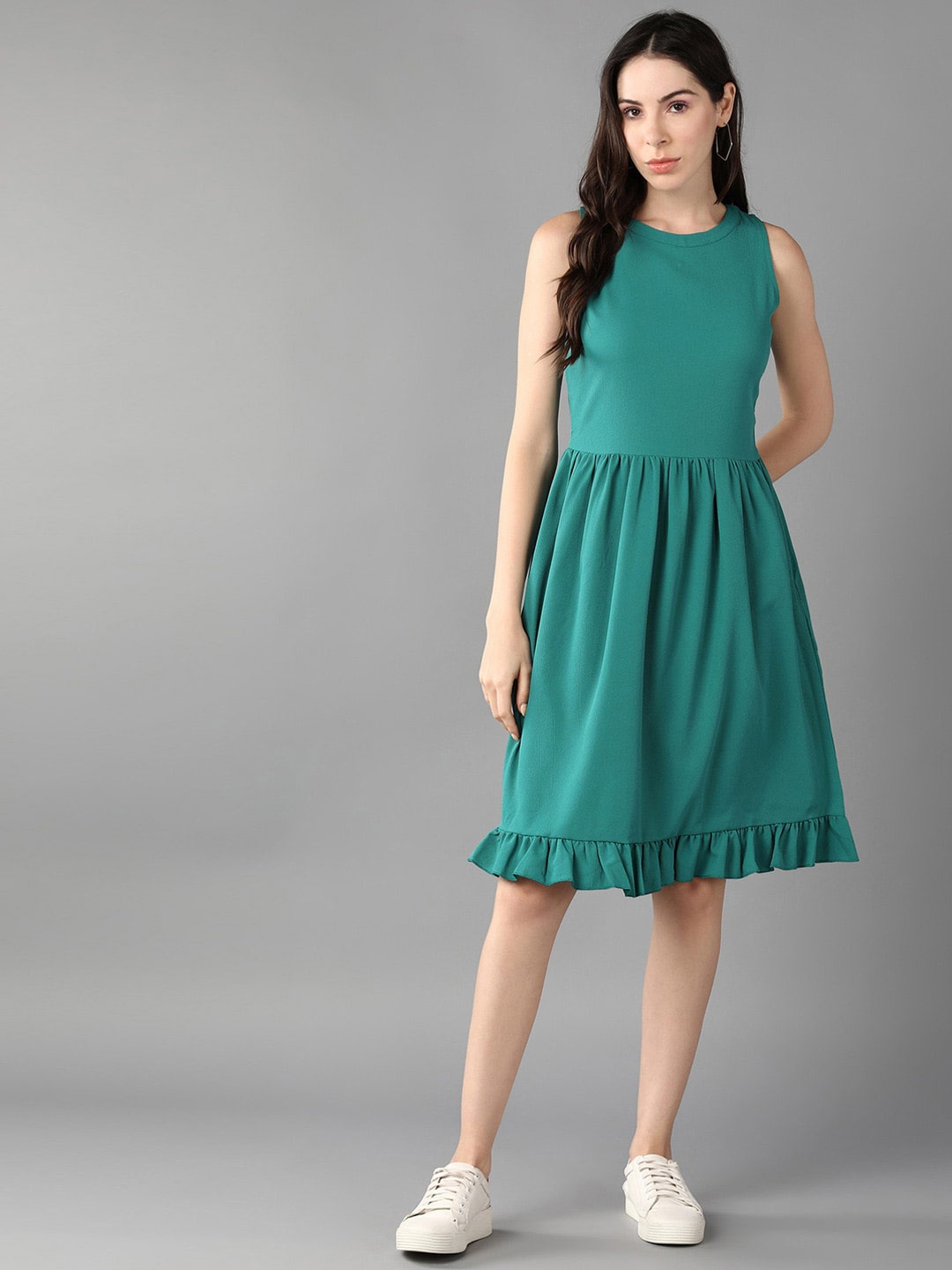 

Roadster Round Neck Gathered And Pleated Fit & Flare Dress, Green