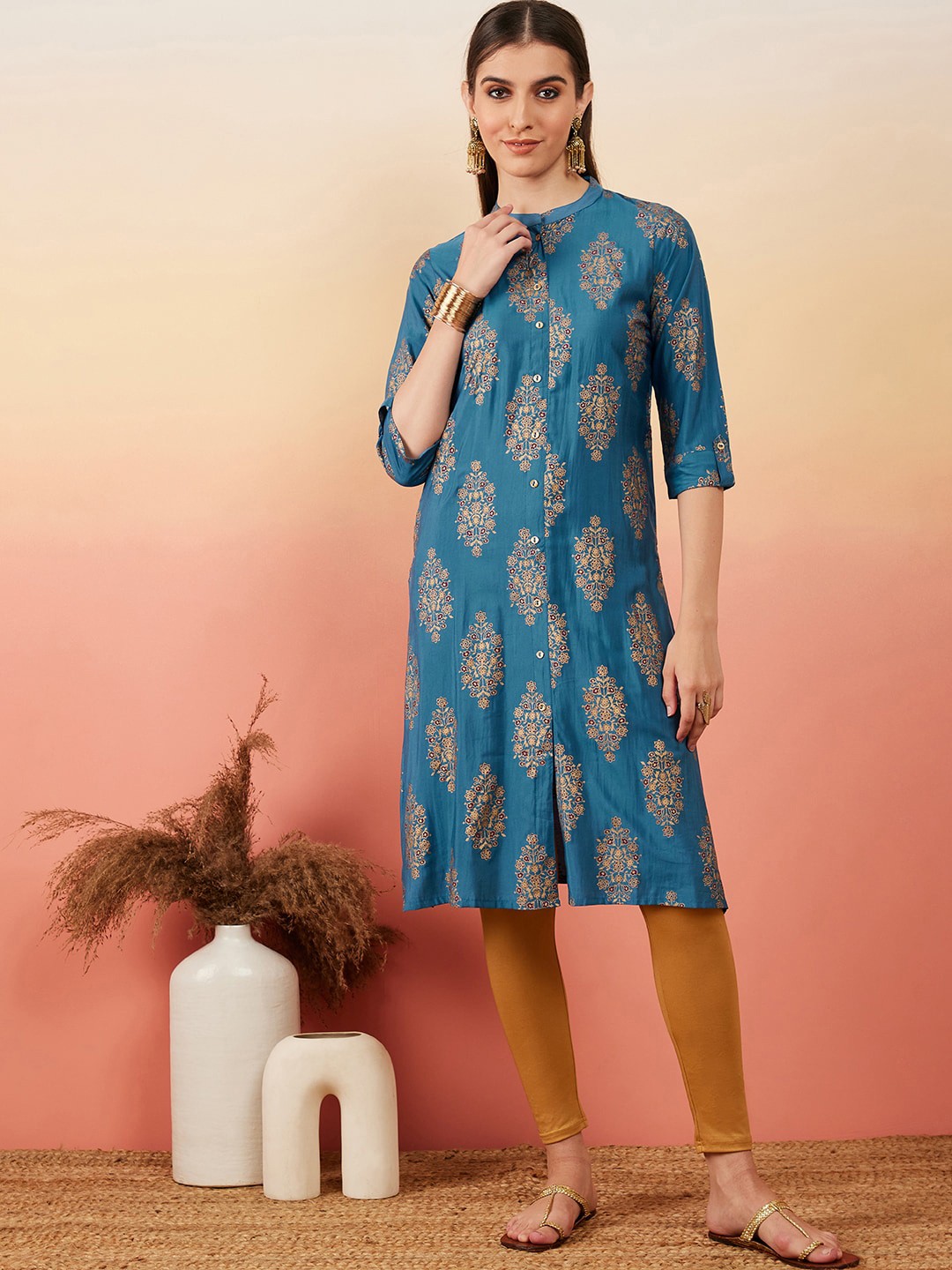 

Sangria Ethnic Motifs Printed A-Line Kurta, Blue