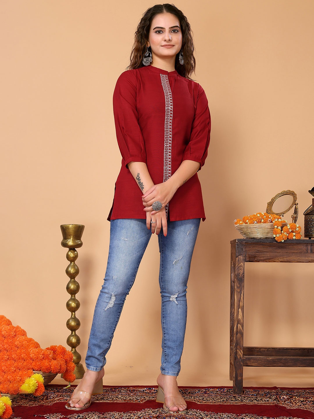 

HERE&NOW Red Geometric Embroidered Mandarin Collar Sequined Straight Kurti
