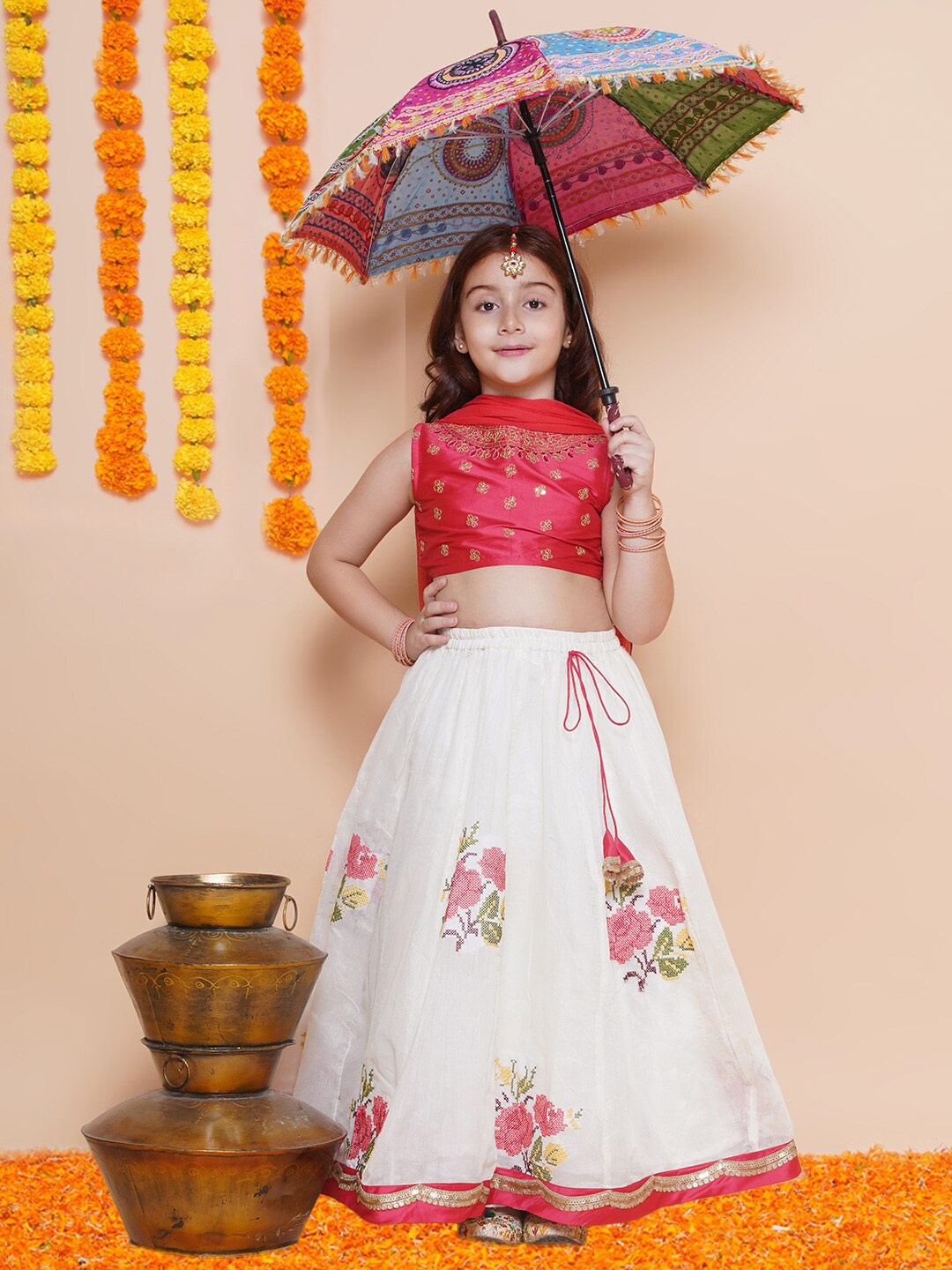 

Bitiya by Bhama Girls Embroidered Gotta Patti Ready to Wear Lehenga & Blouse With Dupatta, Off white