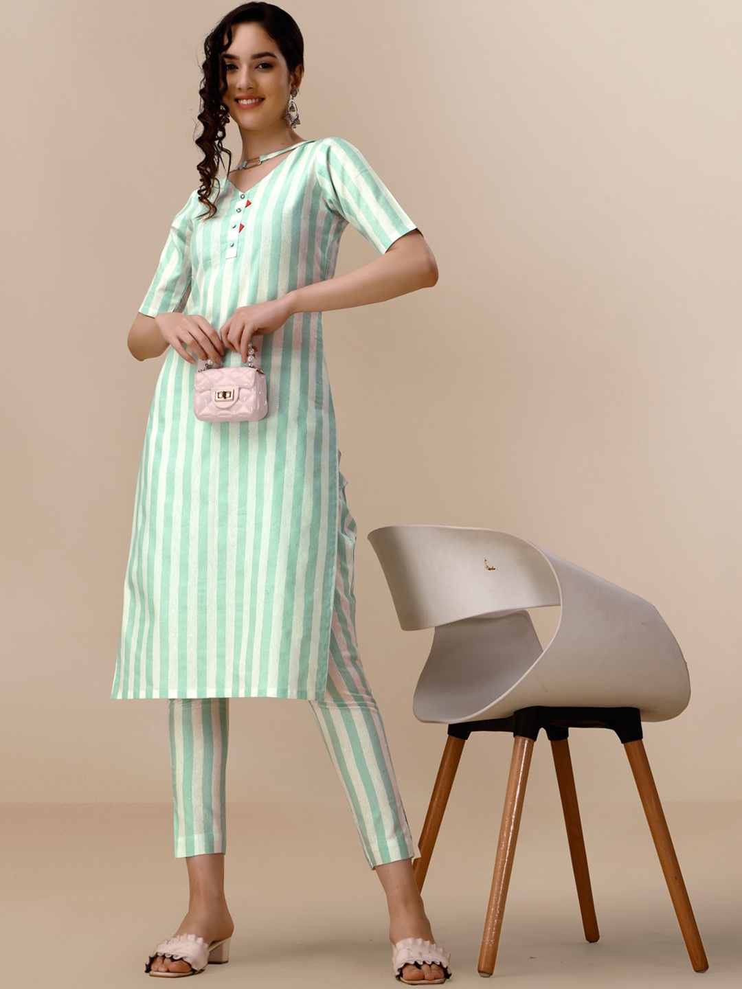 

Sangria Green Striped Straight Kurta With Trouser