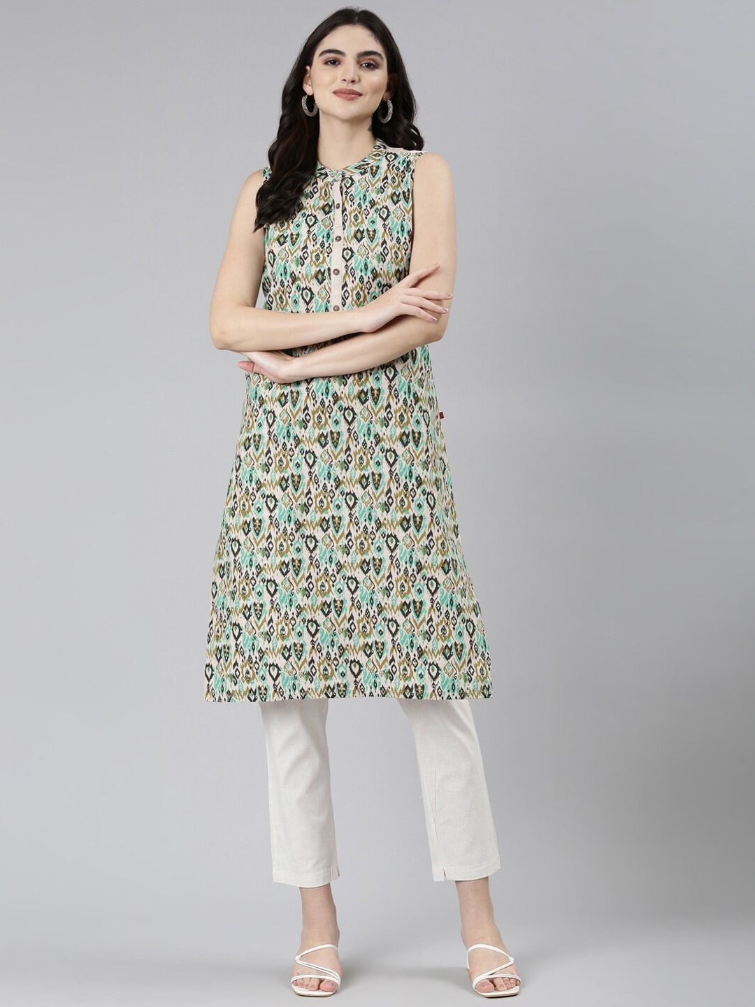 

Marcia Ethnic Motifs Printed Cotton Straight Kurta, Green