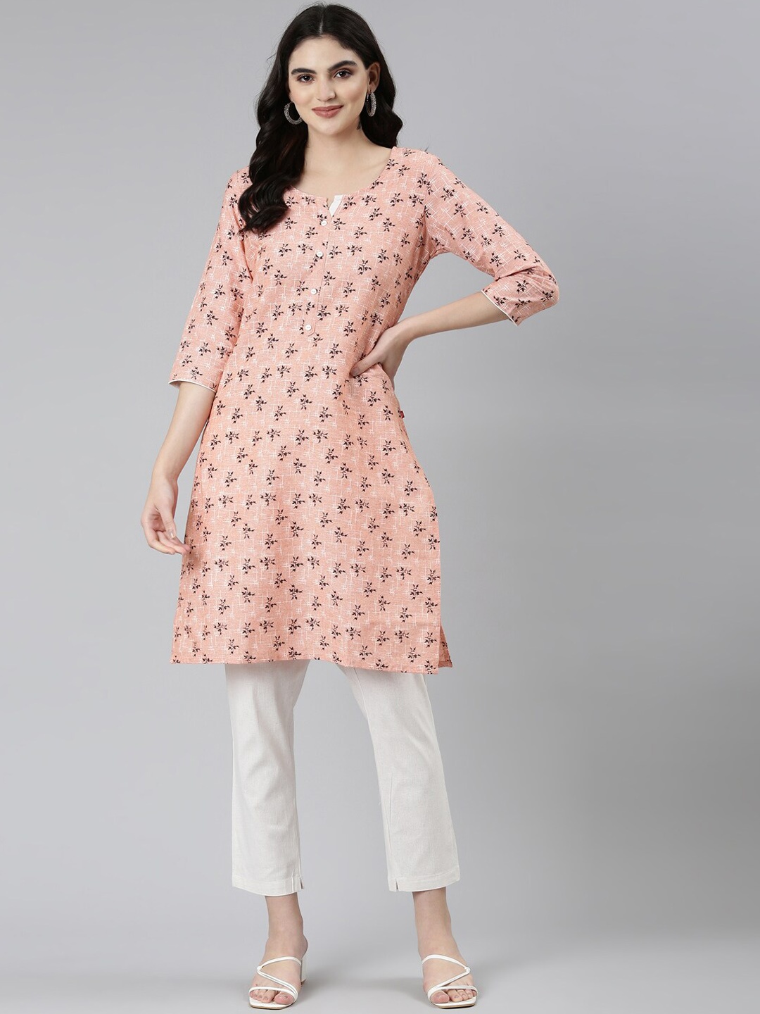 

Marcia Floral Printed Round Neck Straight Cotton Kurta, Pink