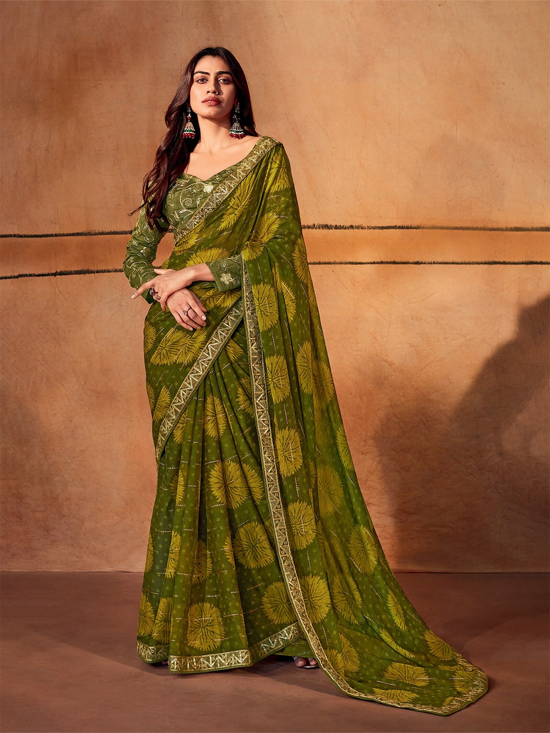 

elora Floral Printed Pure Chiffon Saree, Green