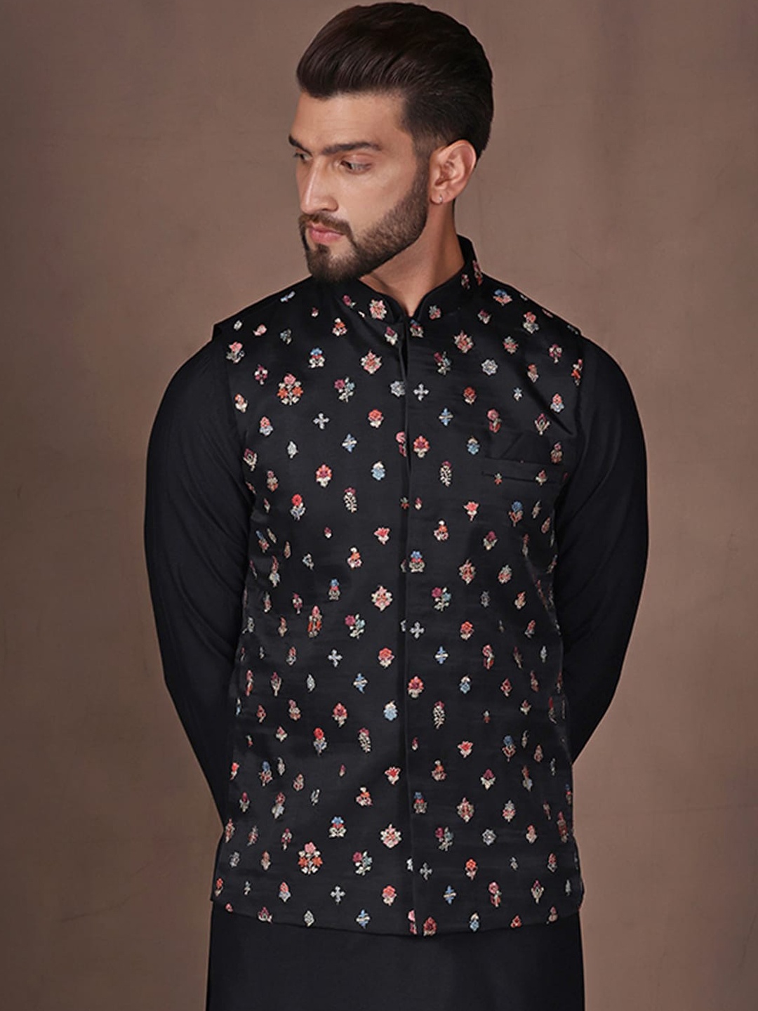 

KISAH Floral Embroidered Mandarin Collar Nehru Jacket, Black