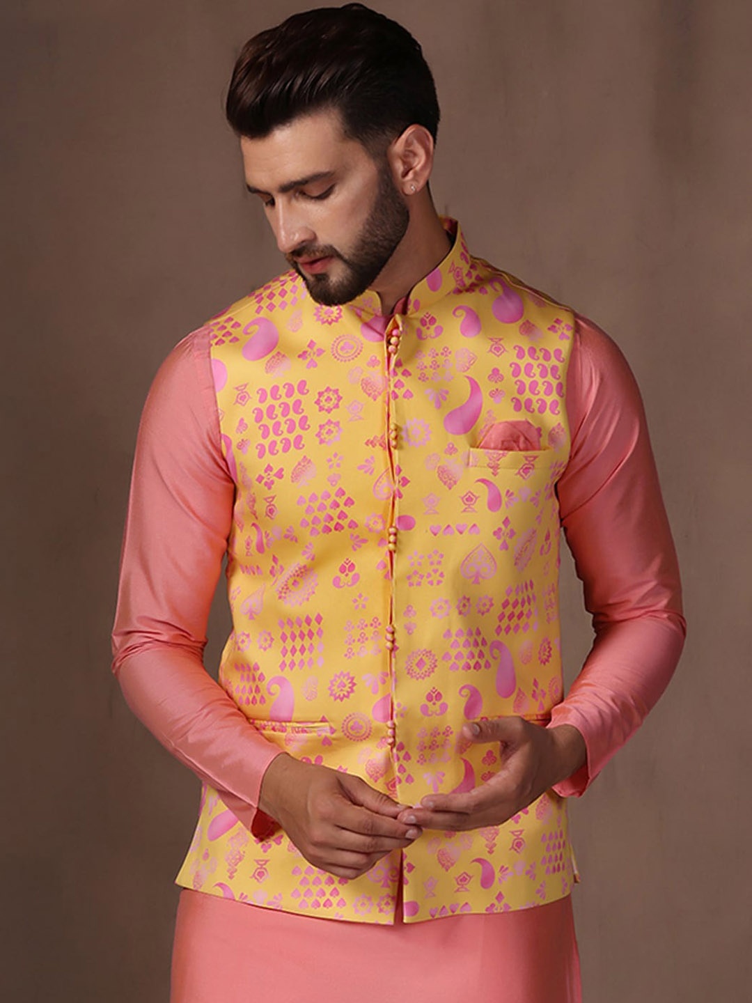 

KISAH Ethnic Motifs Printed Nehru Jacket With Pocket Square, Yellow