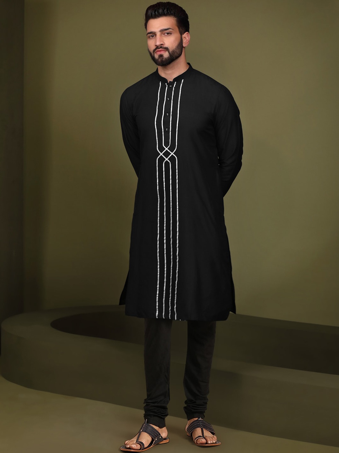 

KISAH Striped Regular Gotta Patti Pure Cotton Kurta with Pyjamas, Black