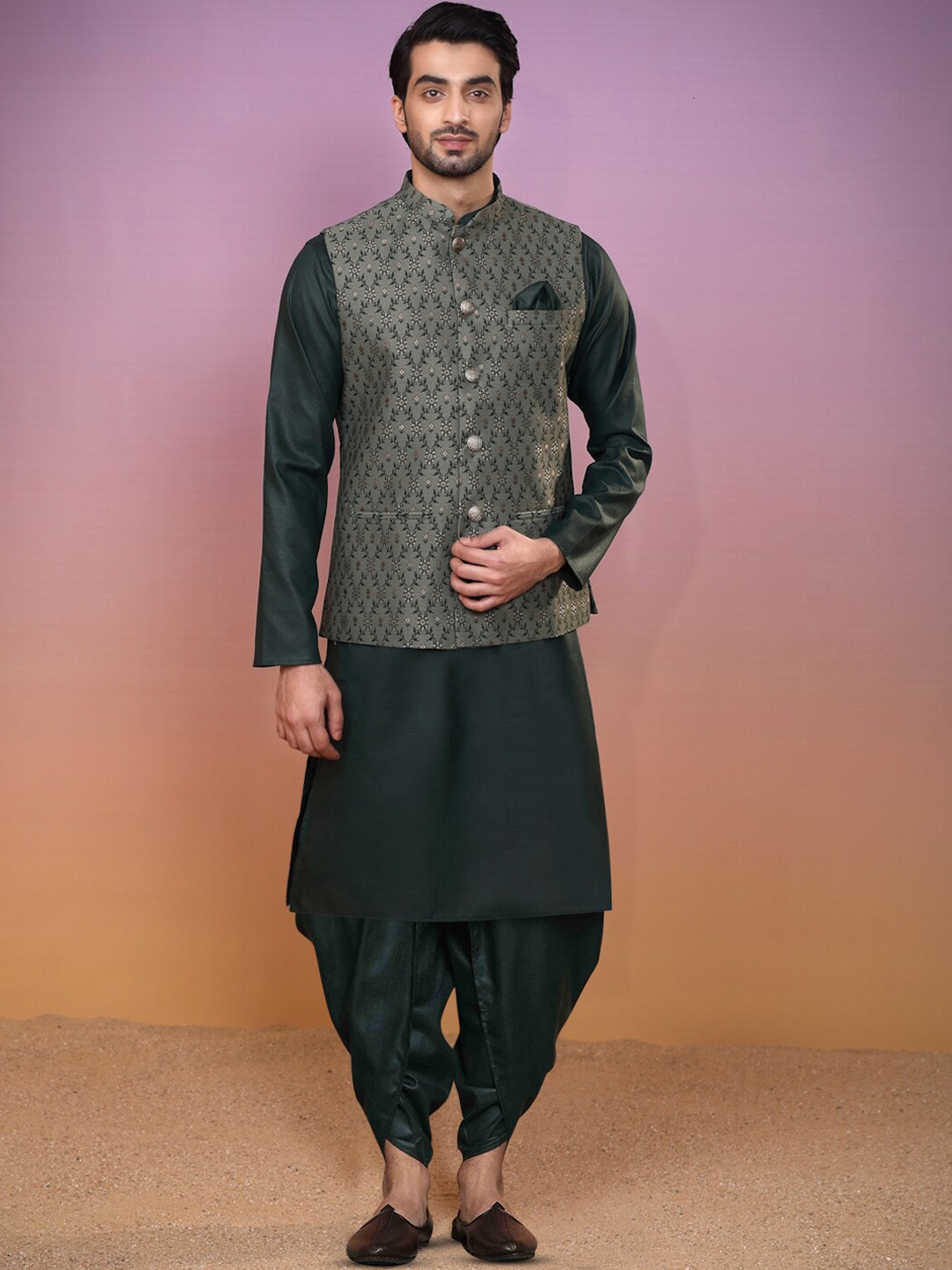

KISAH Mandarin Collar Regular Kurta & Dhoti Pants With Nehru Jacket, Green