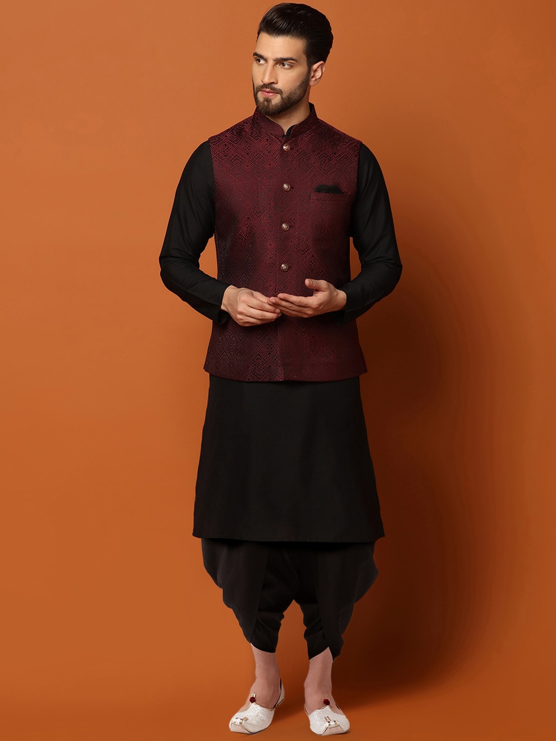 

KISAH Mandarin Collar Straight Kurta & Dhoti Pant With Nehru Jacket, Black