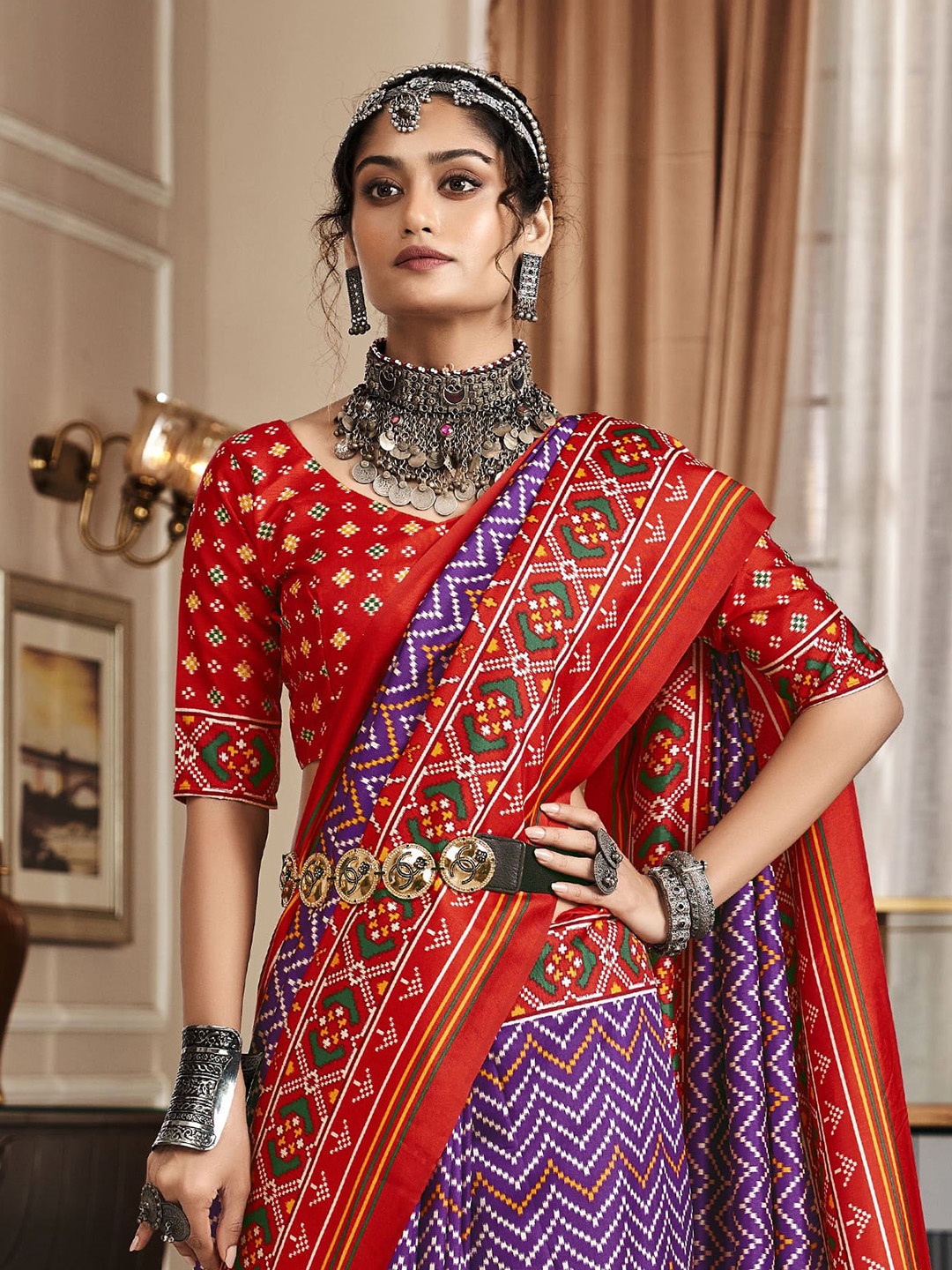

elora Ethnic Motif Printed Patola Saree, Purple