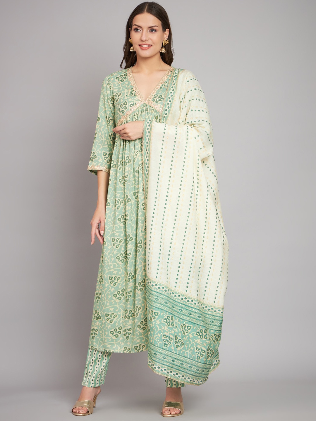 

RANGMAYEE Ethnic Motifs Printed V-Neck Empire Kurta With Trousers & Dupatta, Green