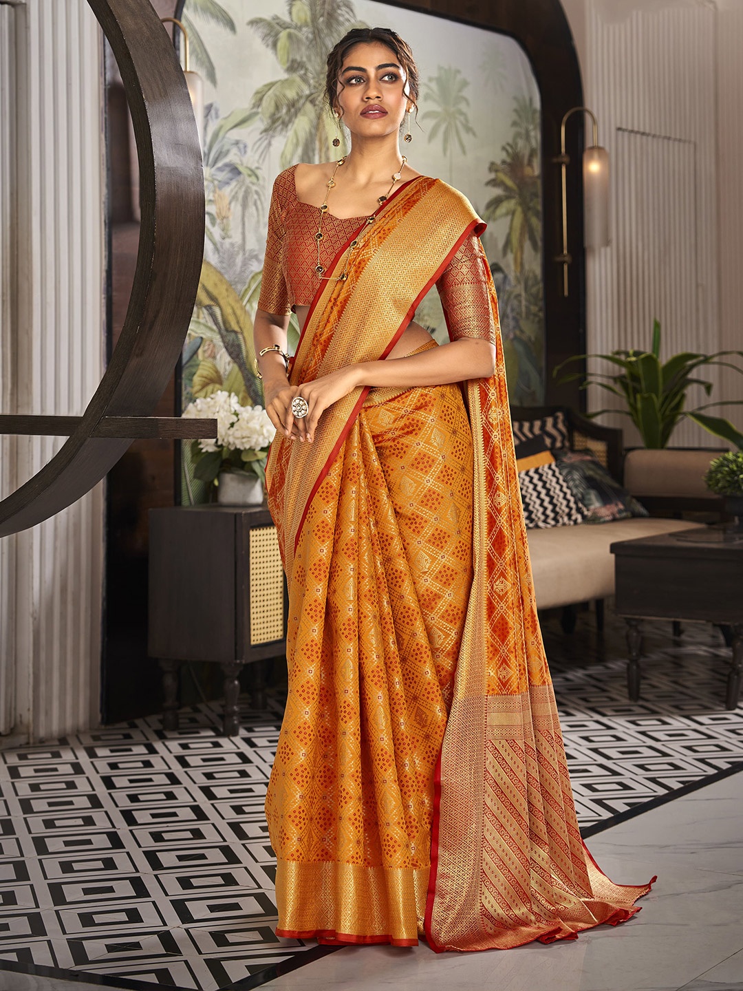 

elora Woven Design Zari Patola Saree, Orange
