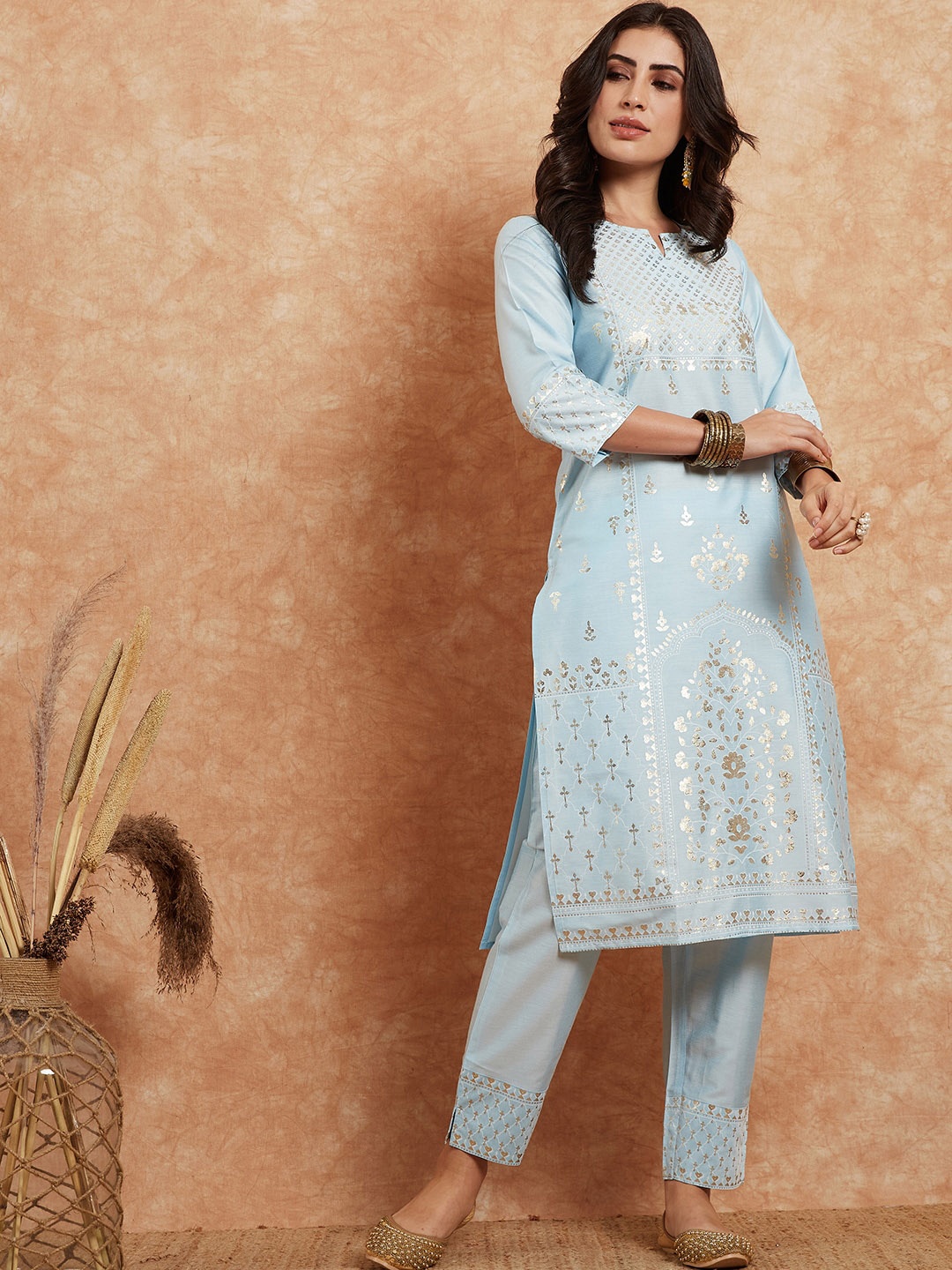 

Sangria Blue Ethnic Motifs Printed Straight Kurta With Trousers