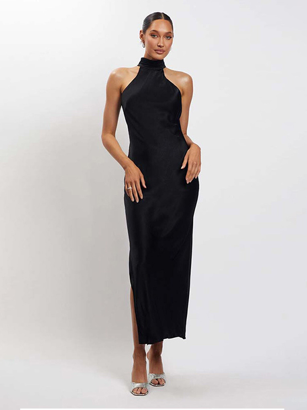 

LULU & SKY Cut-Out Detailed Halter Neck Sleeveless Maxi Dress, Black