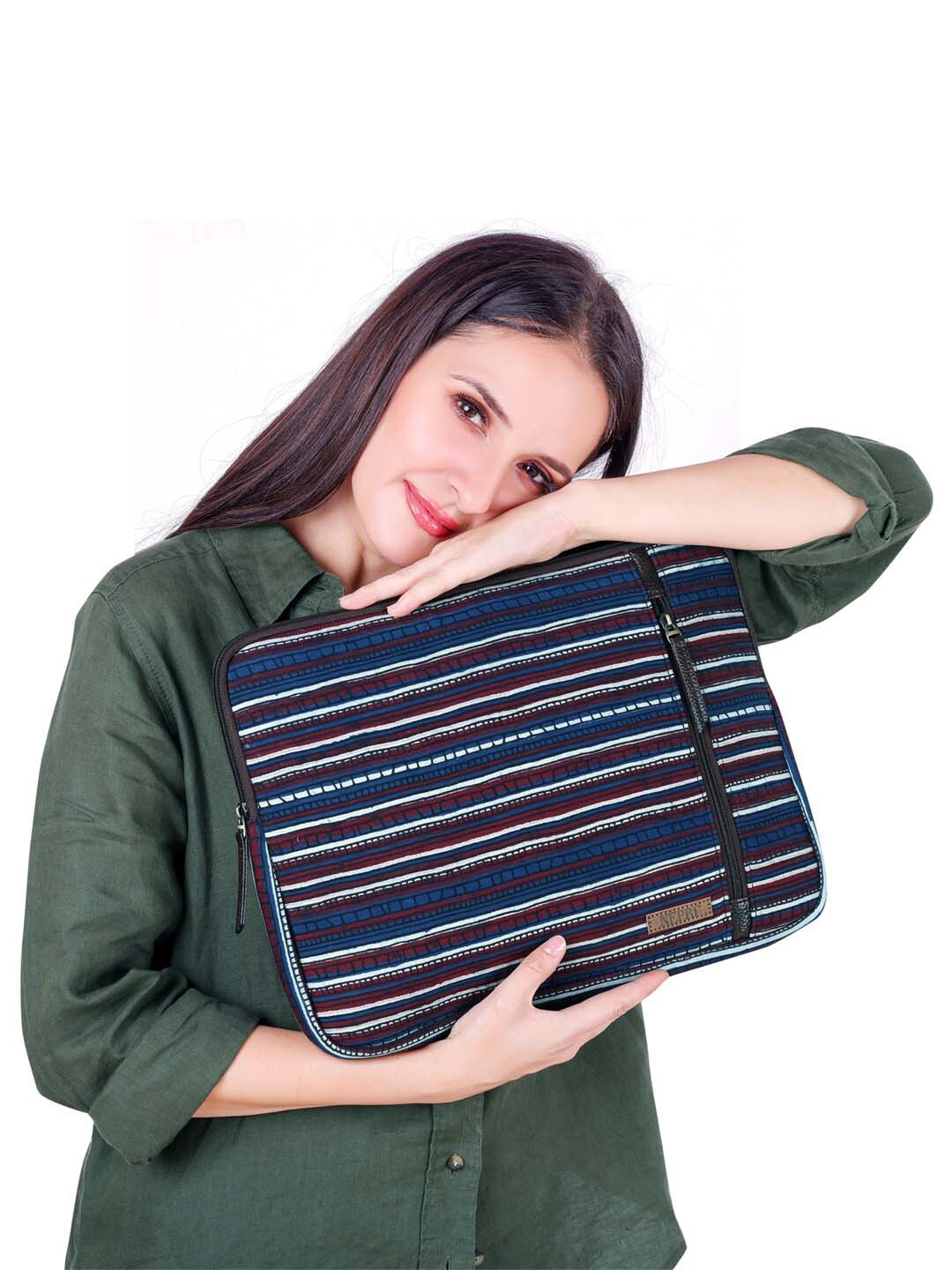 

NEPRI Unisex Striped Laptop Sleeve Up to 16 inch, Navy blue