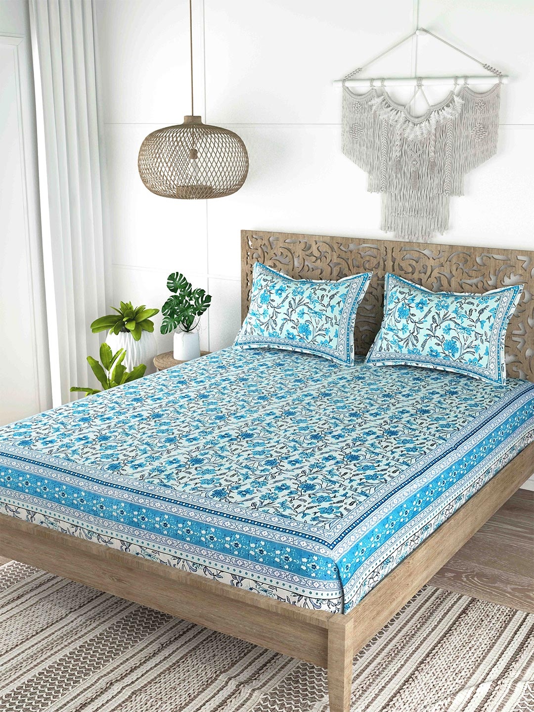 

Gulaab Jaipur Blue & White Floral Cotton 200 TC King Bedsheet With 2 Pillow Covers