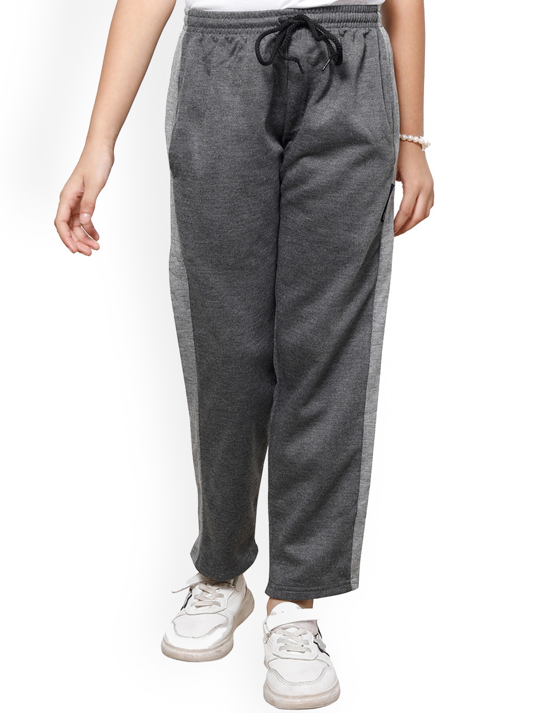 

IndiWeaves Girls Mid-Rise Fleece Track Pant, Grey
