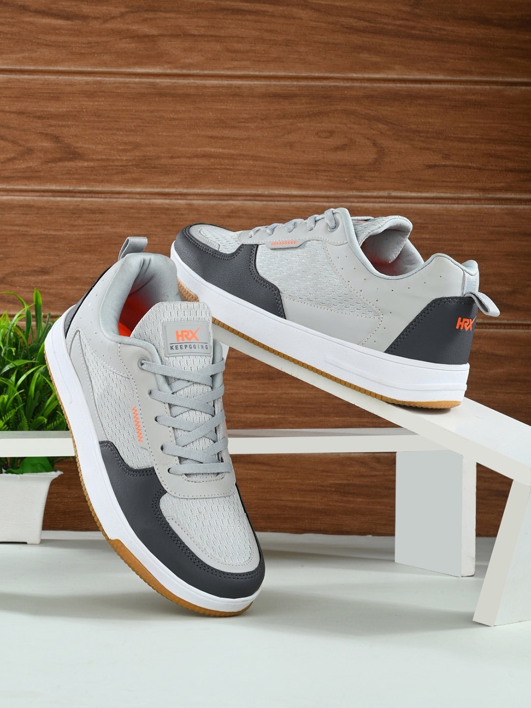 

HRX by Hrithik Roshan Men Grey Colourblocked Sneakers