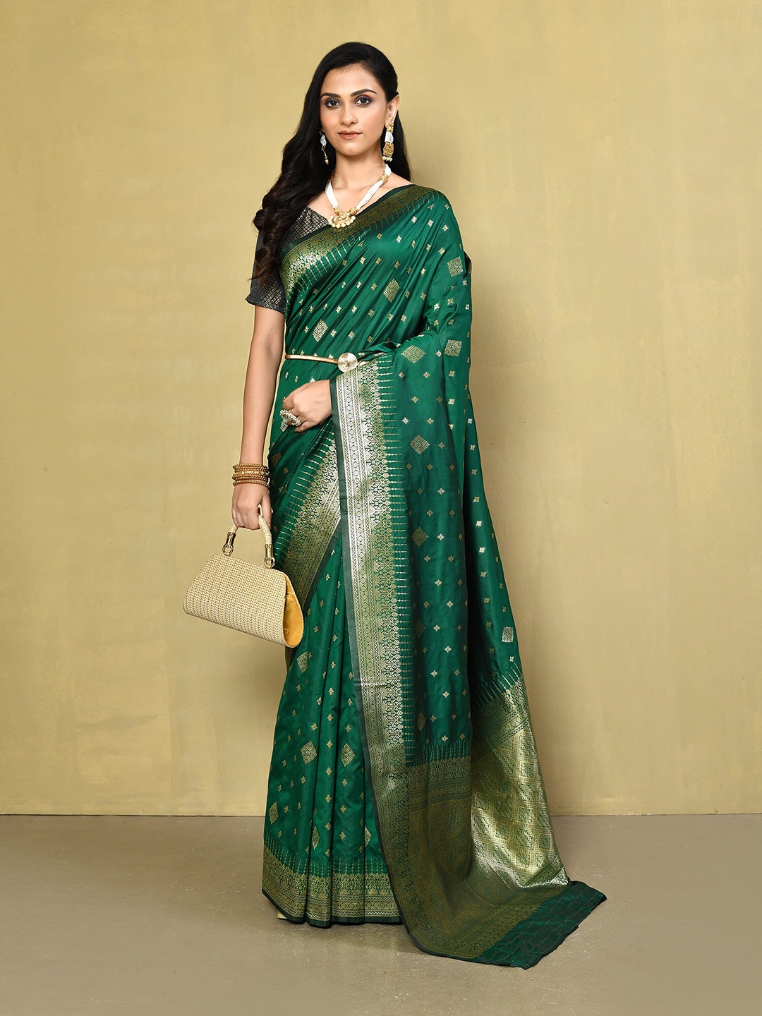 

elora Woven Design Zari Banarasi Saree, Green