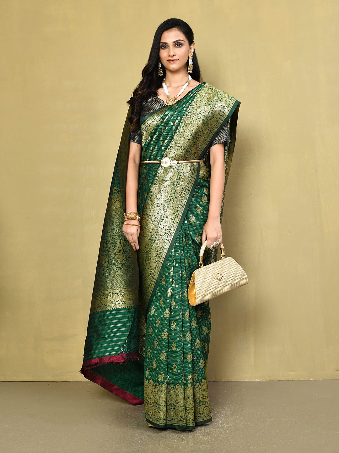 

elora Woven Design Zari Banarasi Saree, Green