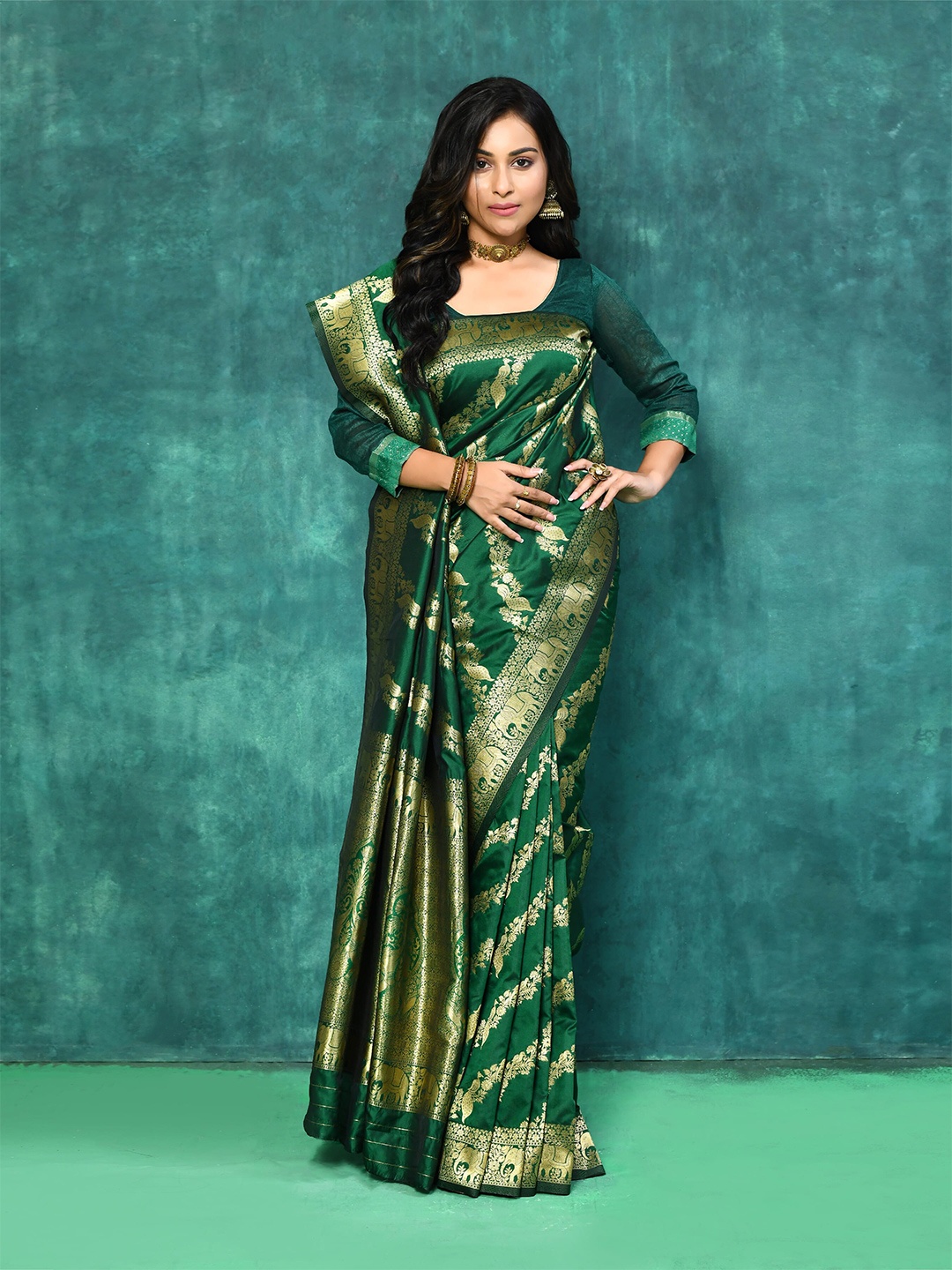 

elora Ethnic Motifs Woven Design Zari Banarasi Saree, Green