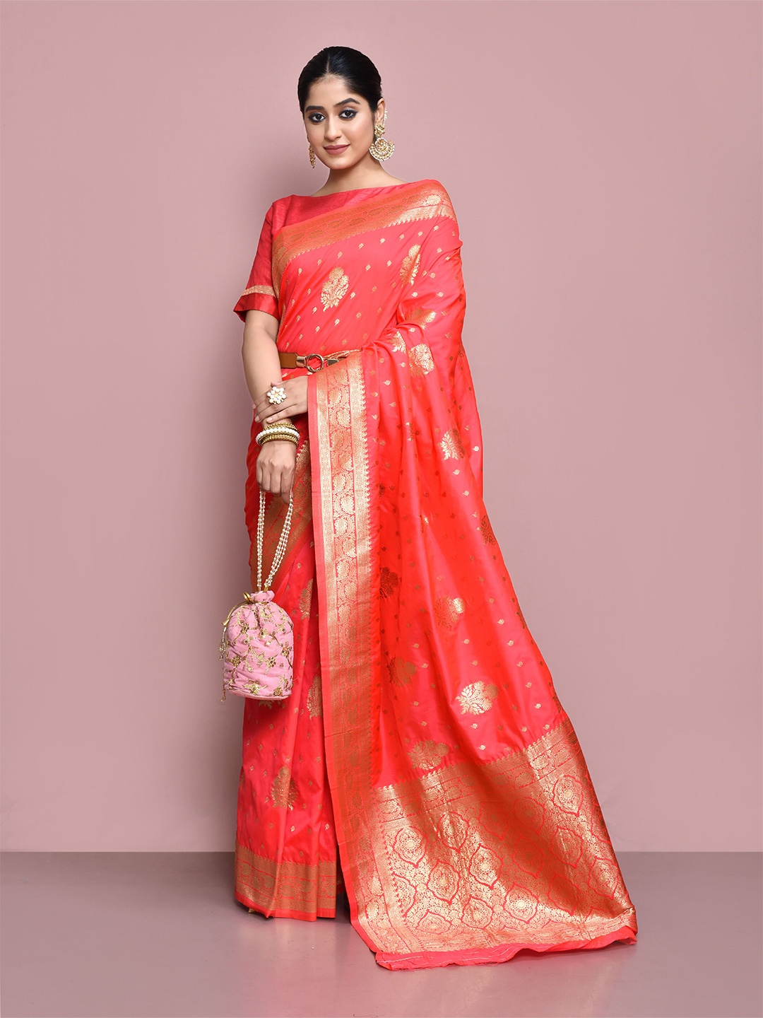 

elora Ethnic Motifs Woven Design Zari Banarasi Saree, Magenta