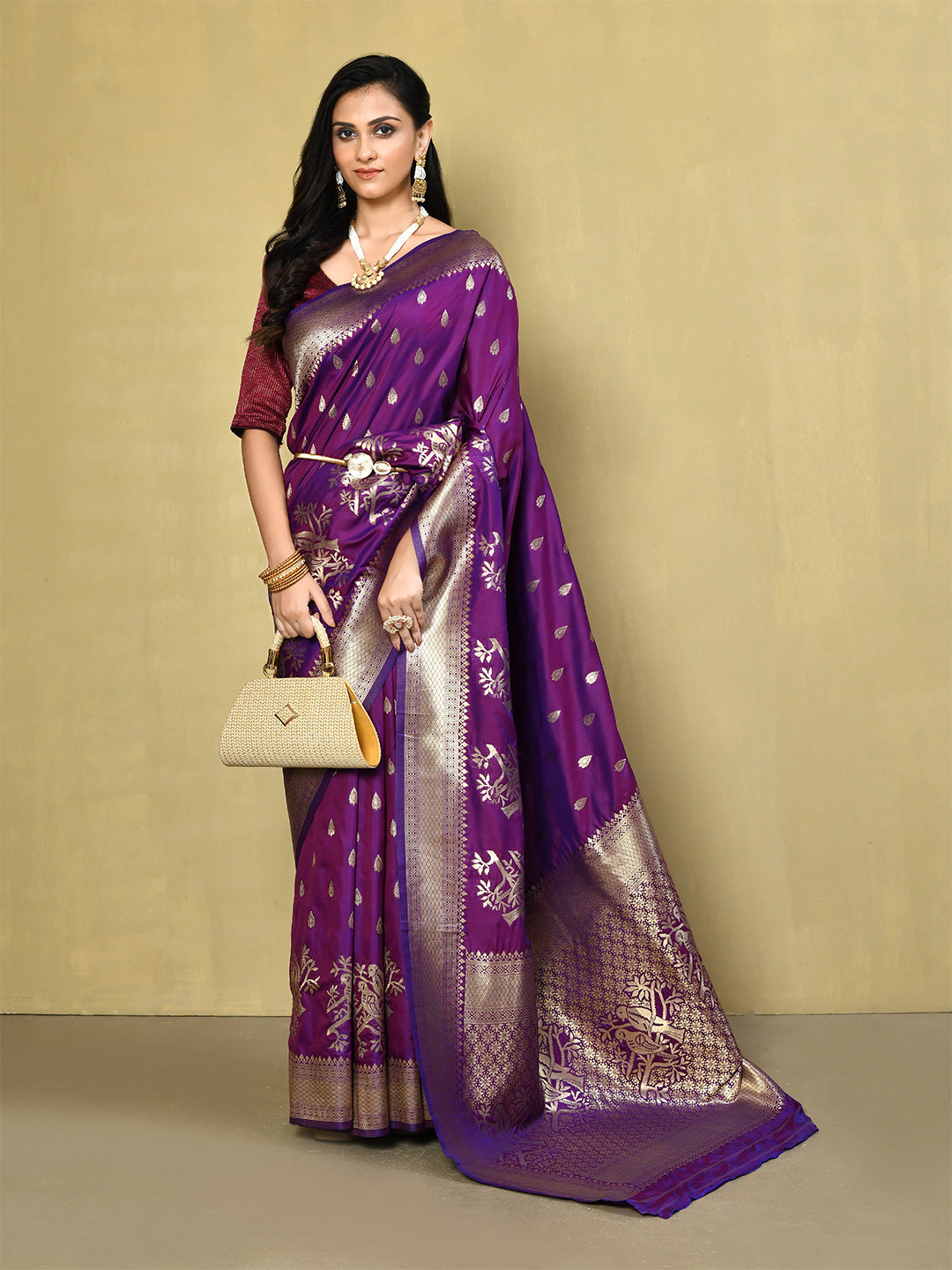 

elora Ethnic Motif Woven Design Zari Banarasi Saree, Purple