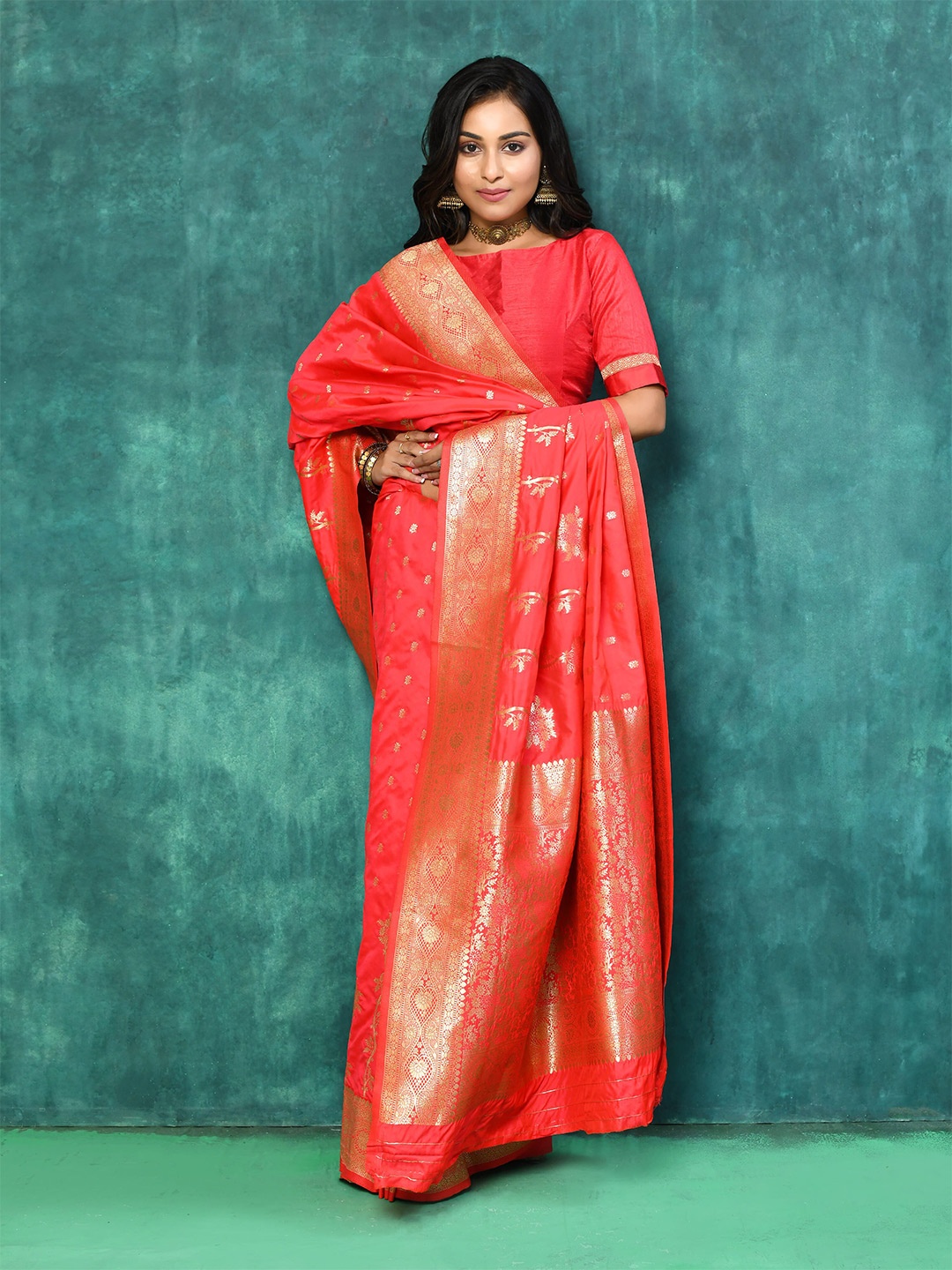 

elora Woven Design Zari Banarasi Saree, Red