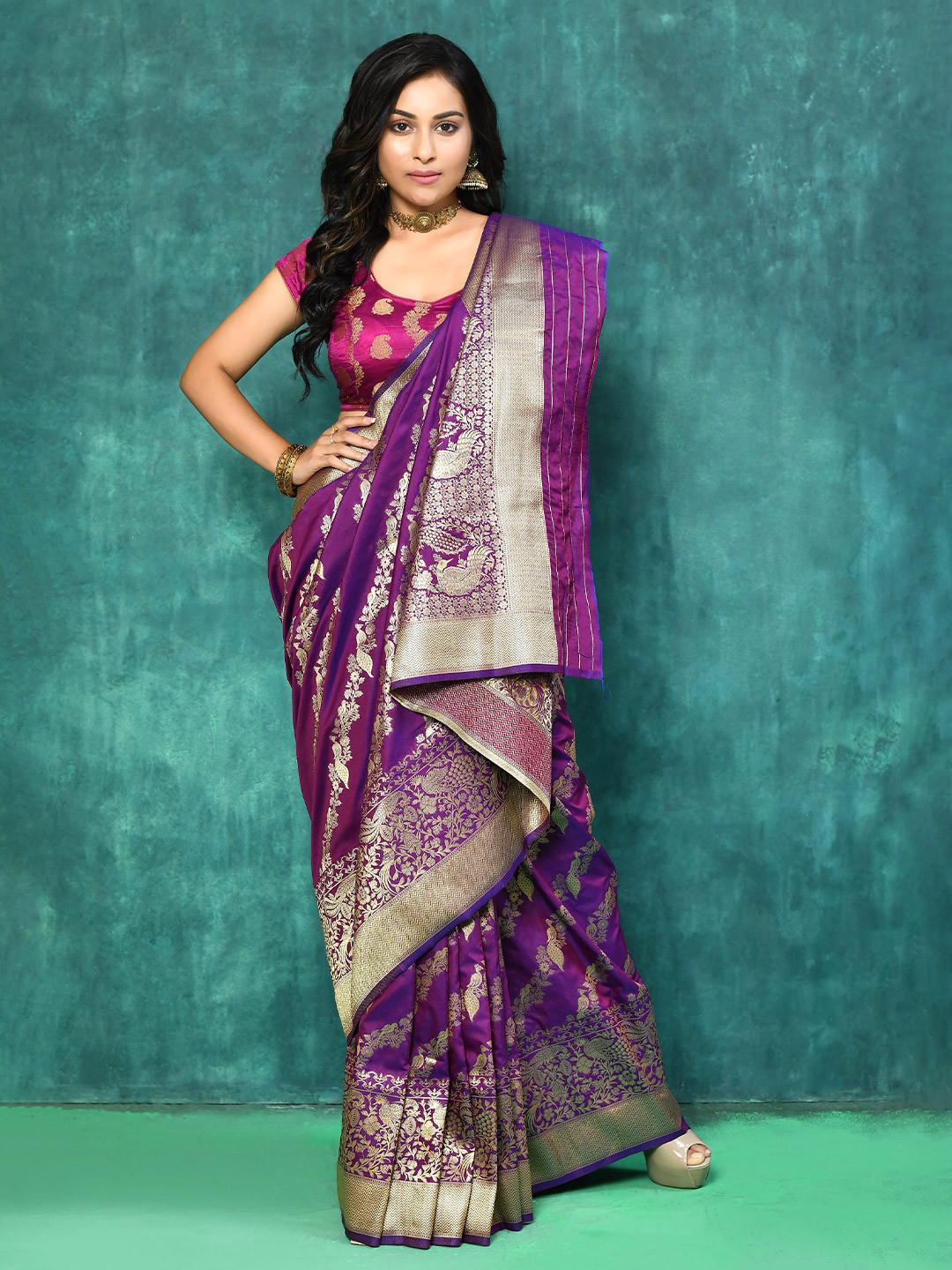 

elora Ethnic Motifs Woven Design Zari Banarasi Saree, Purple