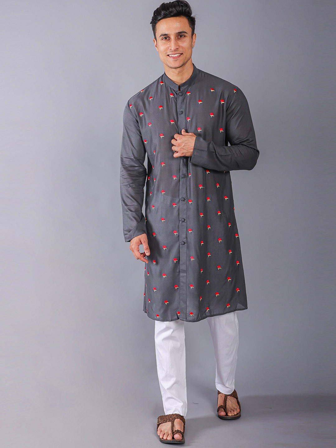 

VESHAM Floral Embroidered Mandarin Collar Kurta with Churidar, Grey
