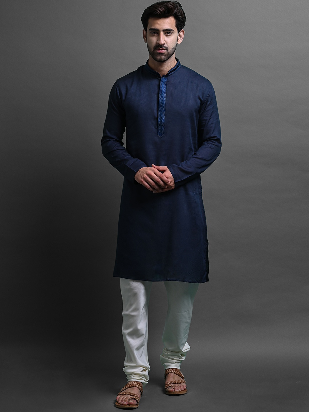 

VESHAM Mandarin Collar Kurta With Churidar, Navy blue
