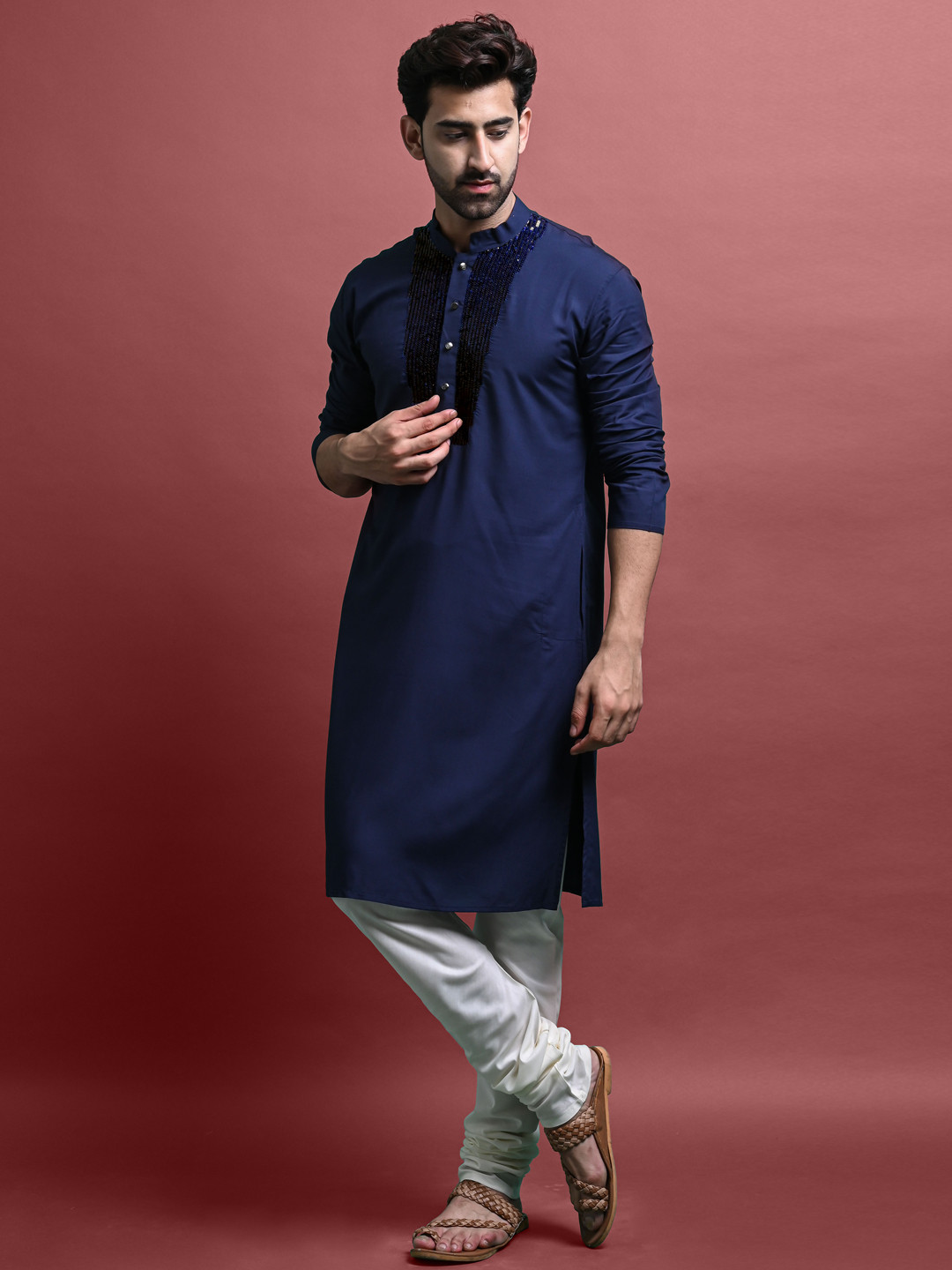 

VESHAM Mandarin Collar Sequinned Kurta With Churidar, Navy blue