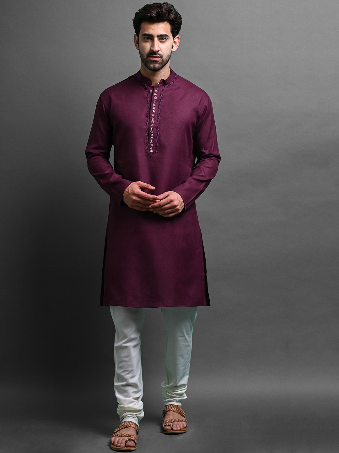 VESHAM Floral Embroidered Regular Thread Work Kurta With Churidar, Burgundy