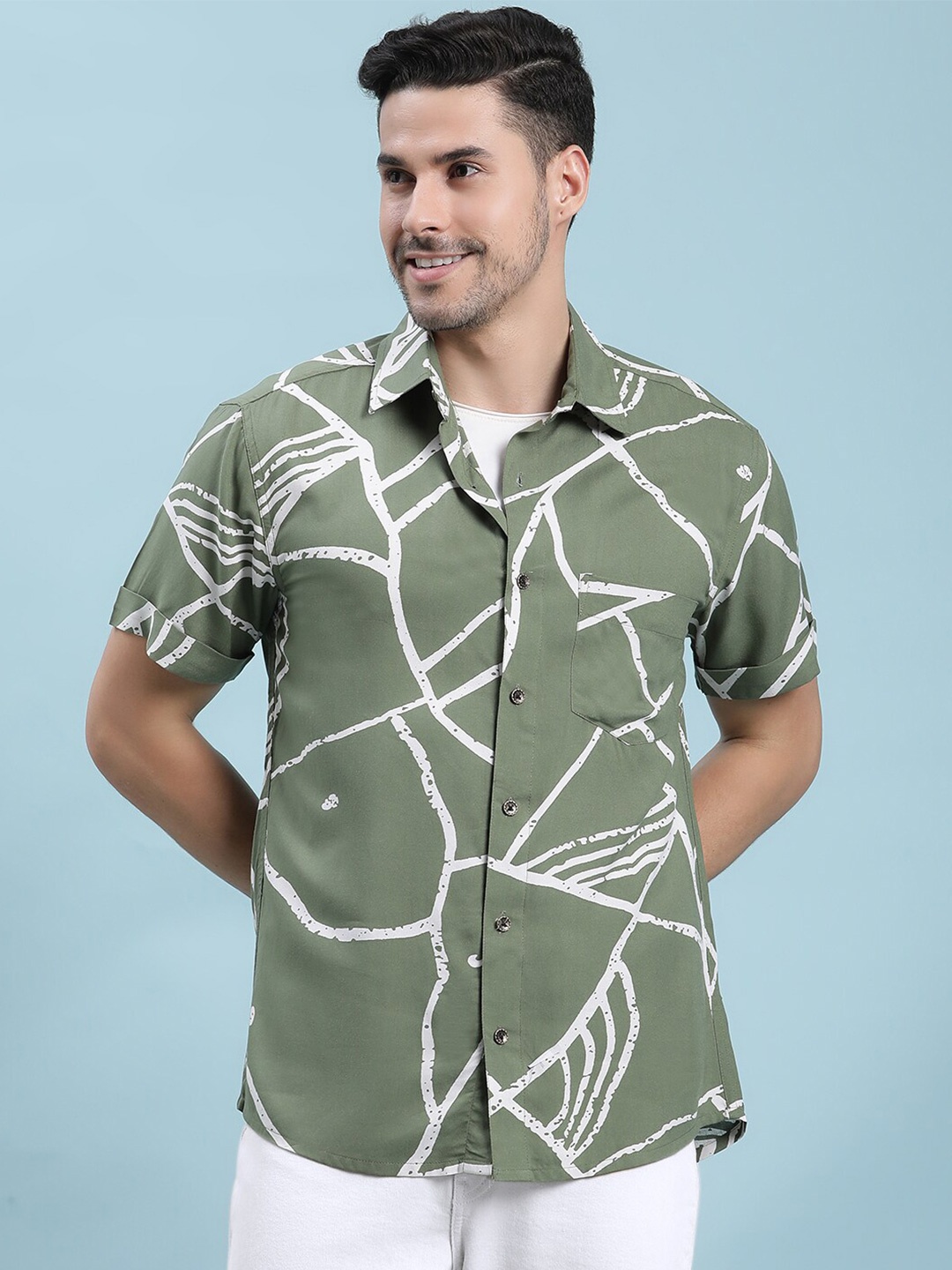 

Kannan Abstract printed Spread Collar Cotton Casual Shirt, Green
