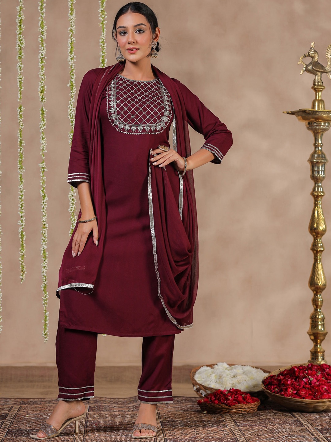 

Anubhutee Ethnic Motifs Yoke Design Gotta Patti Kurta & Trousers With Dupatta, Maroon