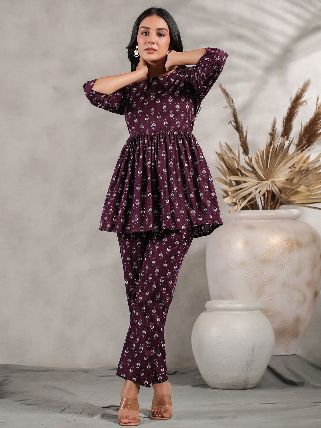 

Anubhutee Ethnic Motifs Printed Pure Cotton Tunic With Trouser, Purple