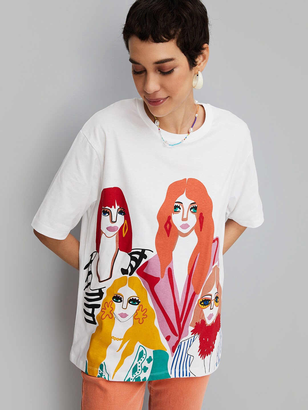 

max Graphic Printed Round Neck Cotton T-shirt, White