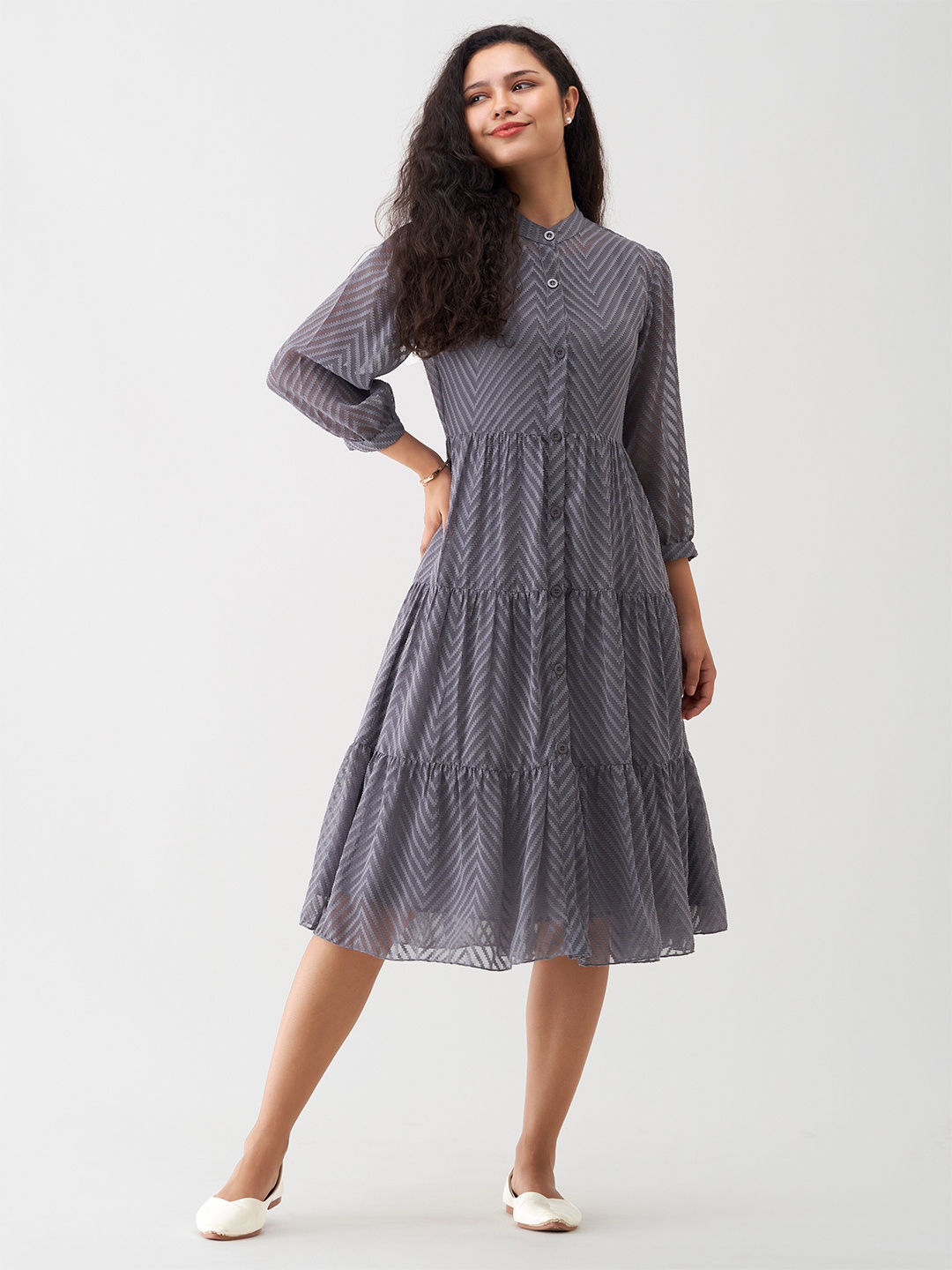 

AASK Self Design Puff Sleeve Crepe Tiered A-Line Midi Dress, Grey