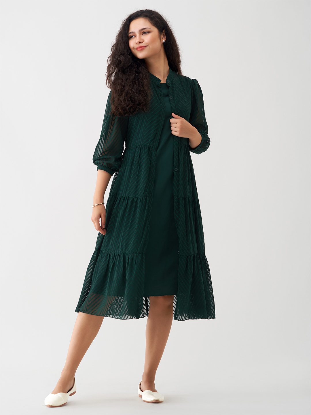 

AASK Round Neck A-Line Dress With Shrug, Green