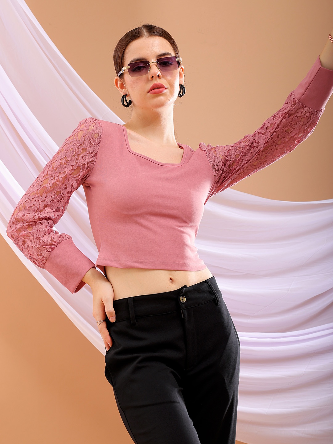 

Freehand by The Indian Garage Co Pink Self Designed Square Neck Cuffed Sleeves Crop Top