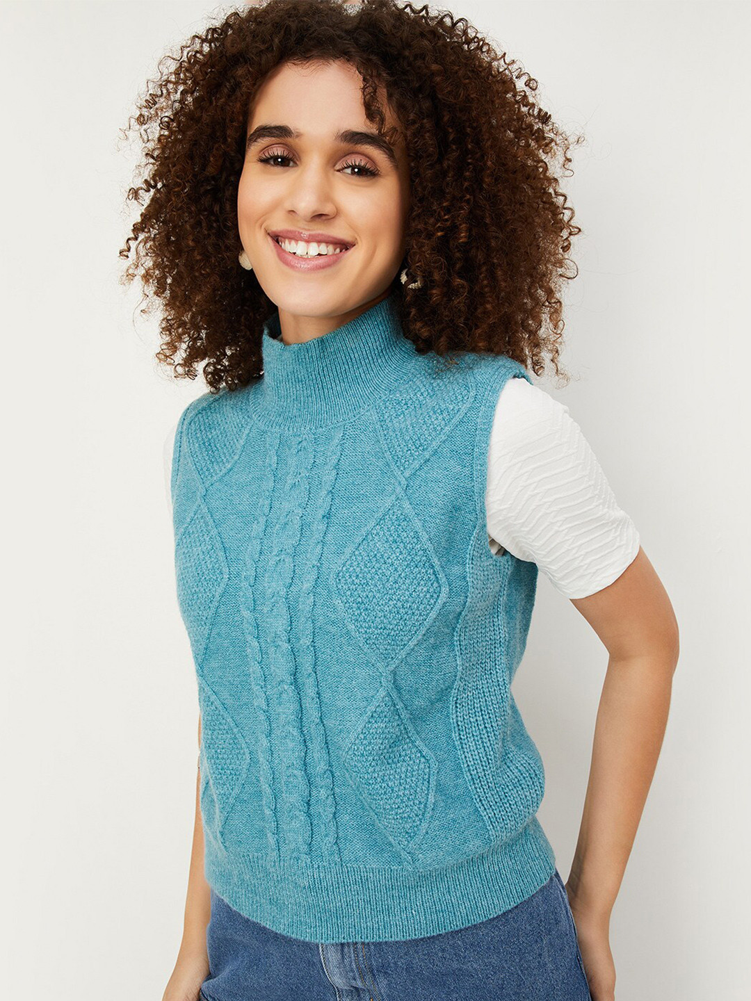 

max Turtle Neck Cable Knit Pullover, Blue