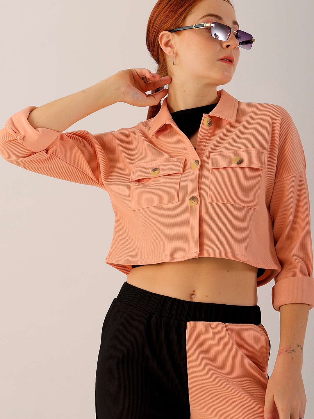 

Freehand by The Indian Garage Co Olive Spread Collar Long Sleeves Crop Tailored Jacket, Peach