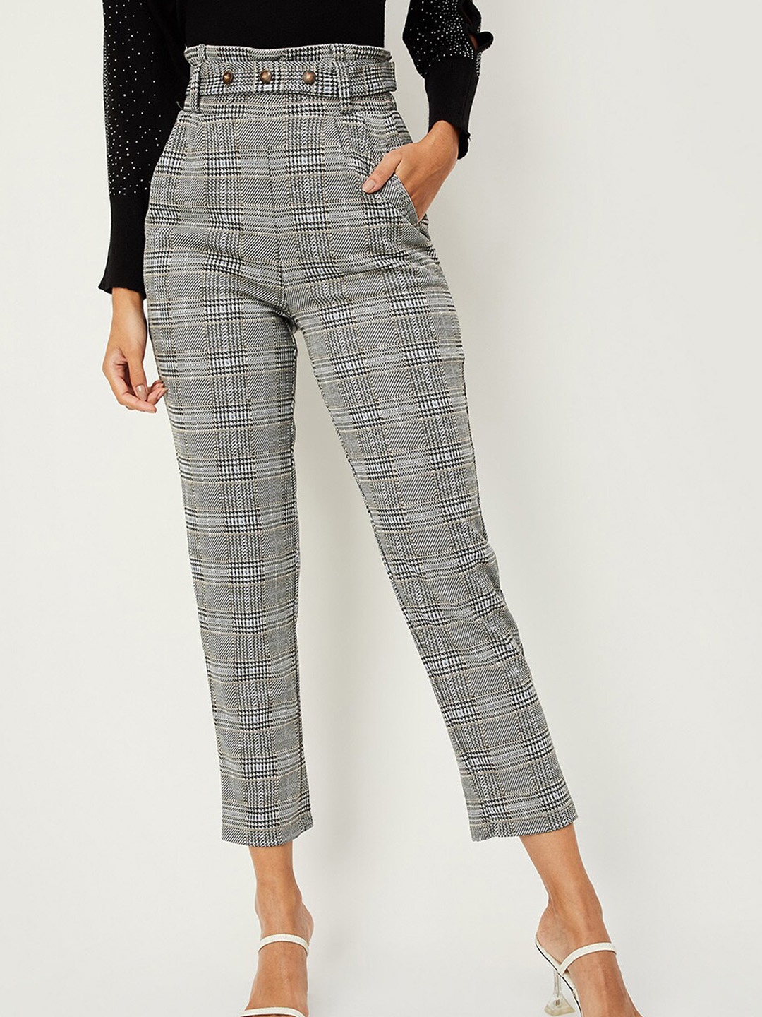 

max Women Regular Fit Mid-Rise Checked Cotton Belted Cropped Trouser, Grey