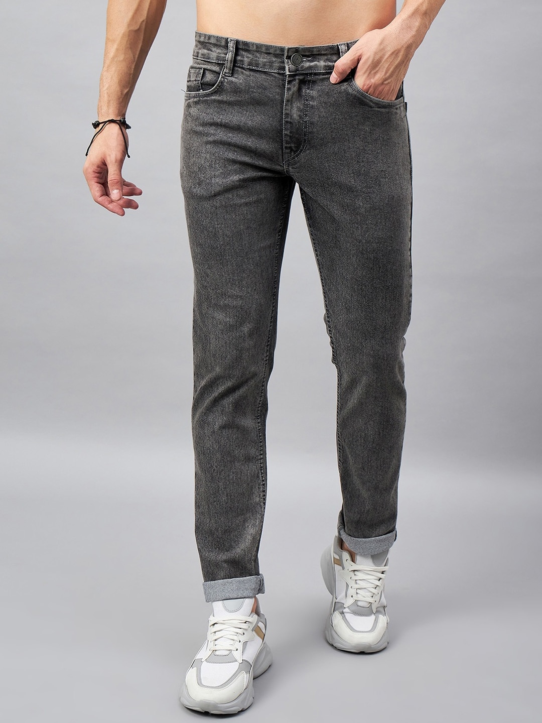 

STUDIO NEXX Men Mid-Rise Clean Look Tapered Fit Light Fade Stretchable Jeans, Grey