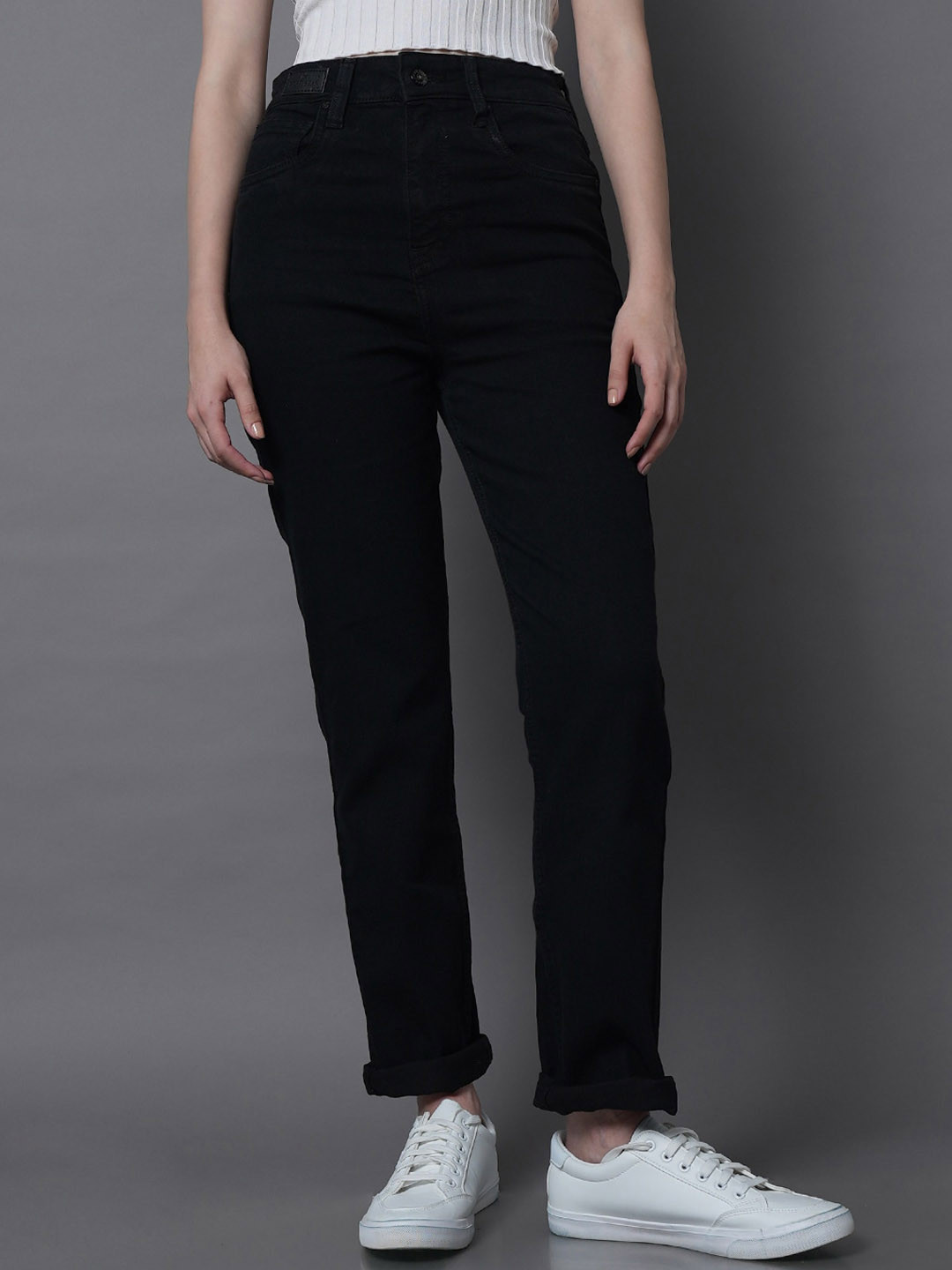

High Star Women Straight Fit High-Rise Clean Look Stretchable Jeans, Black