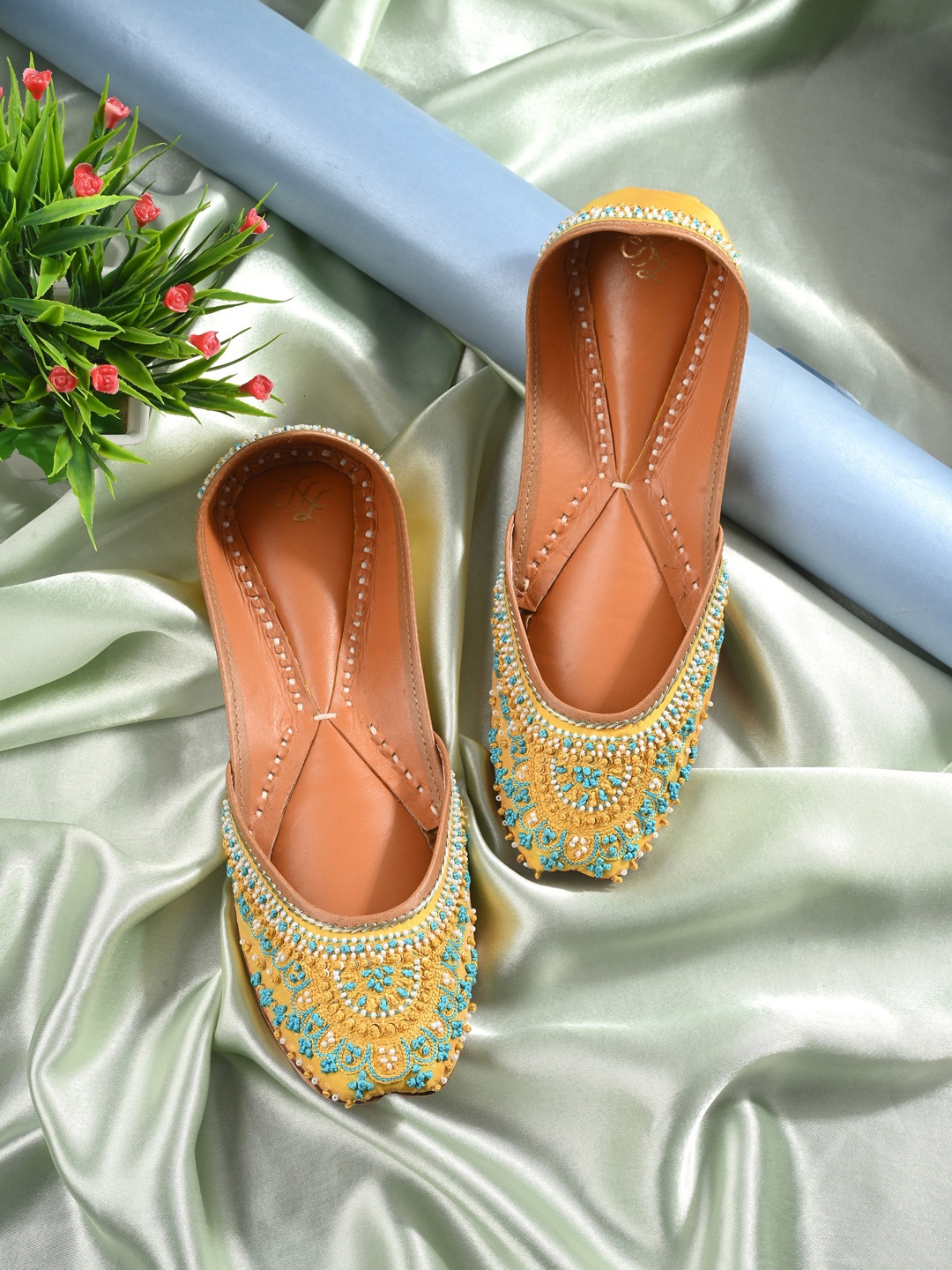 

House of Pataudi Ethnic Embellished Mojaris, Yellow
