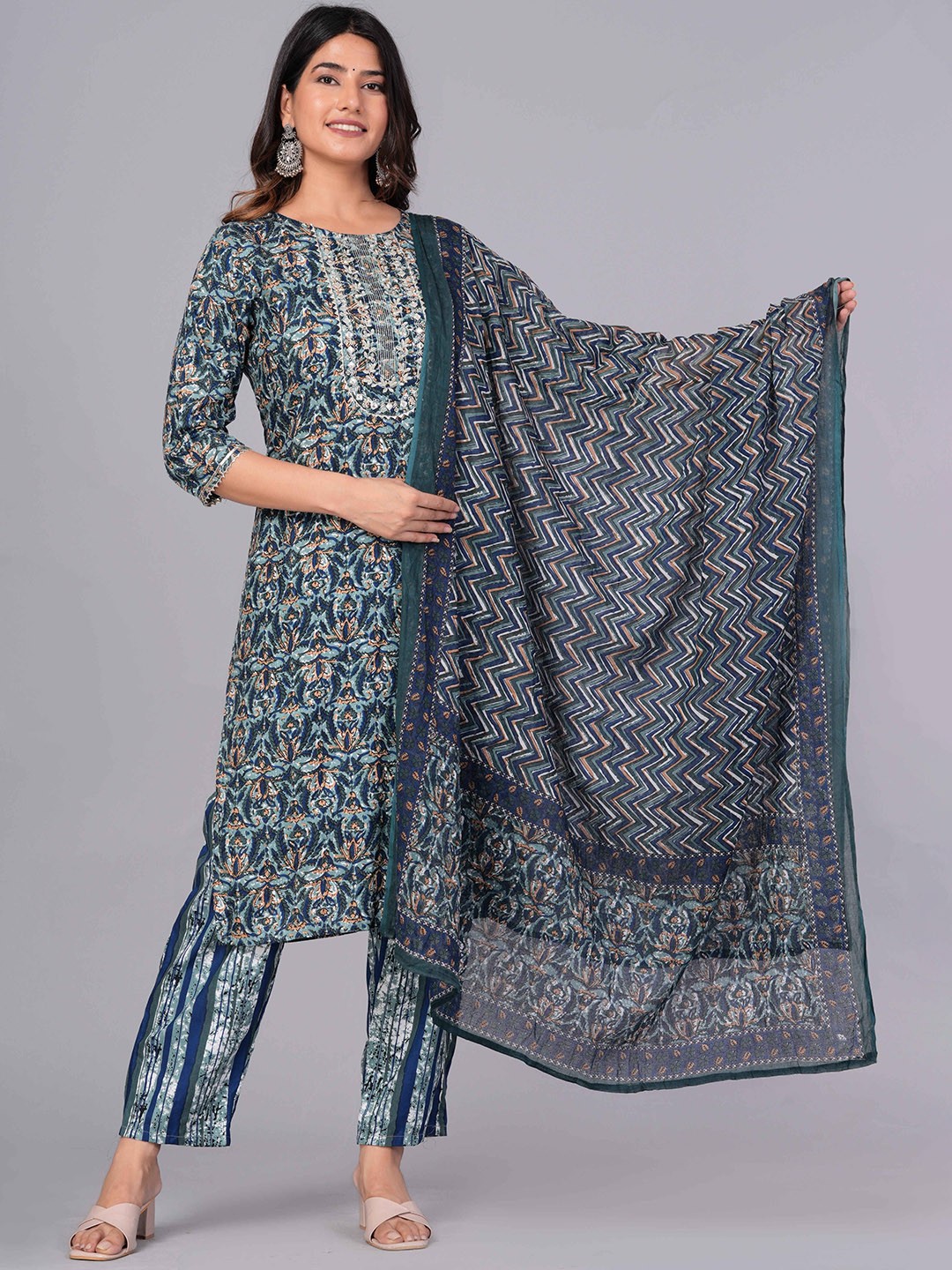 

Sanganeri Kurti Floral Printed Regular Pure Cotton Kurta With Trousers & Dupatta, Navy blue